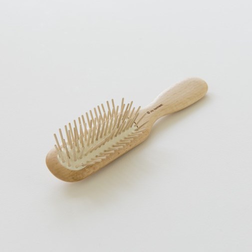 Brosse à cheveux en bois