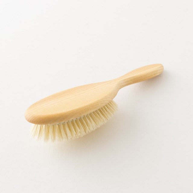 Brosse à cheveux démêlante GM vegan, fabriquée en France