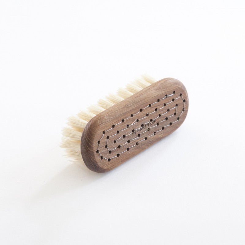 Brosse à ongles en bois, fabriquée en Suède