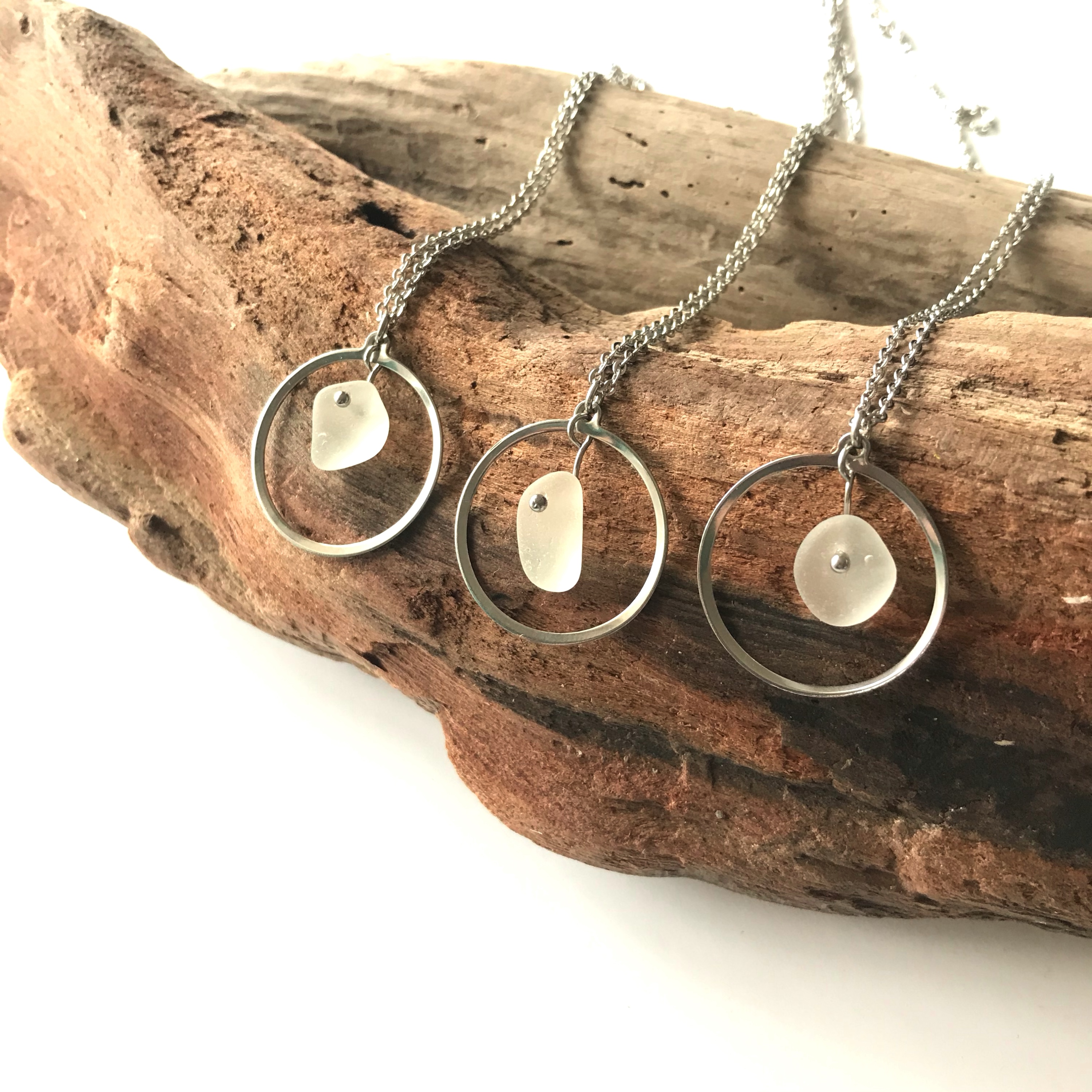 Collier ATOLL en verre dépoli des plages - PIÈCE UNIQUE ALÉATOIRE 4