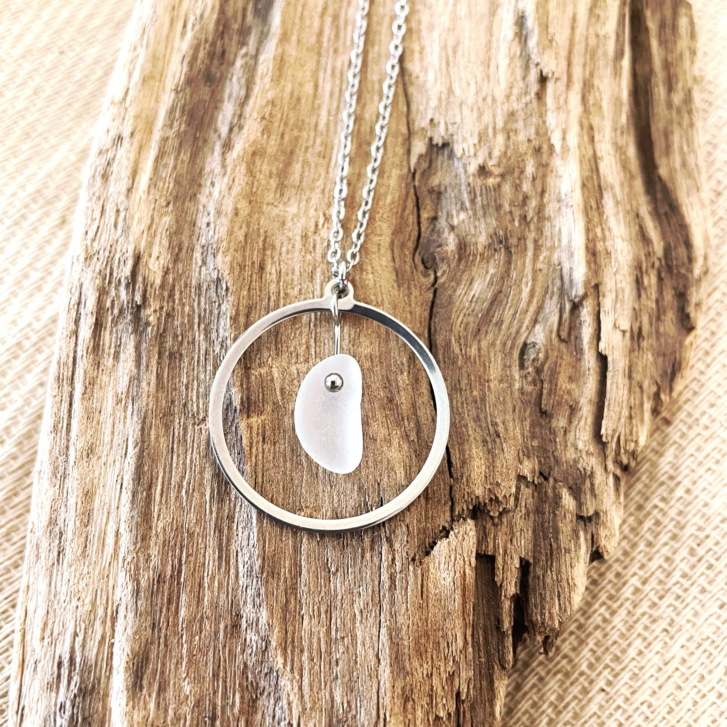 Collier ATOLL en verre dépoli des plages - PIÈCE UNIQUE ALÉATOIRE 3