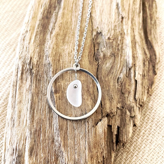 Collier ATOLL en verre dépoli des plages - PIÈCE UNIQUE ALÉATOIRE 3