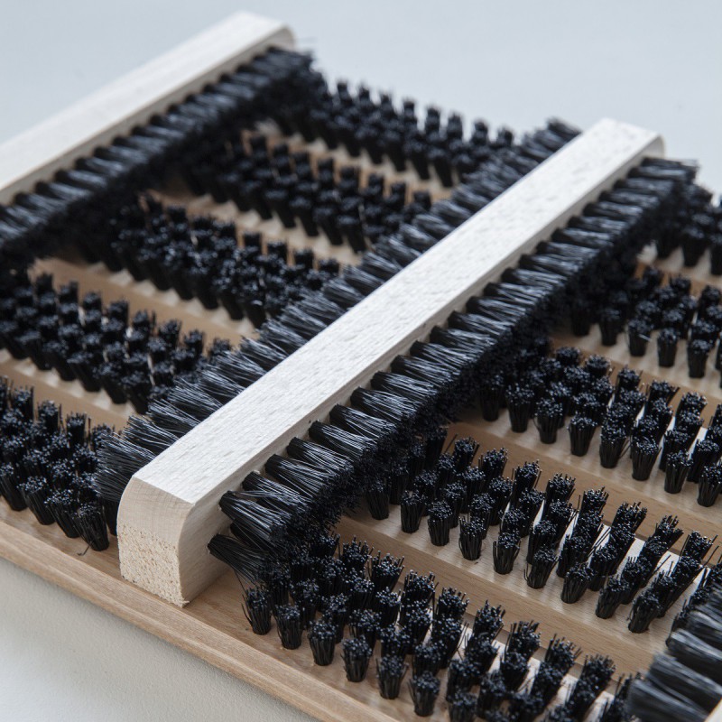 Gratte bottes Iris Hantverk 3