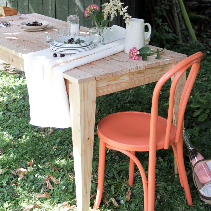 Table de jardin en mélèze 5