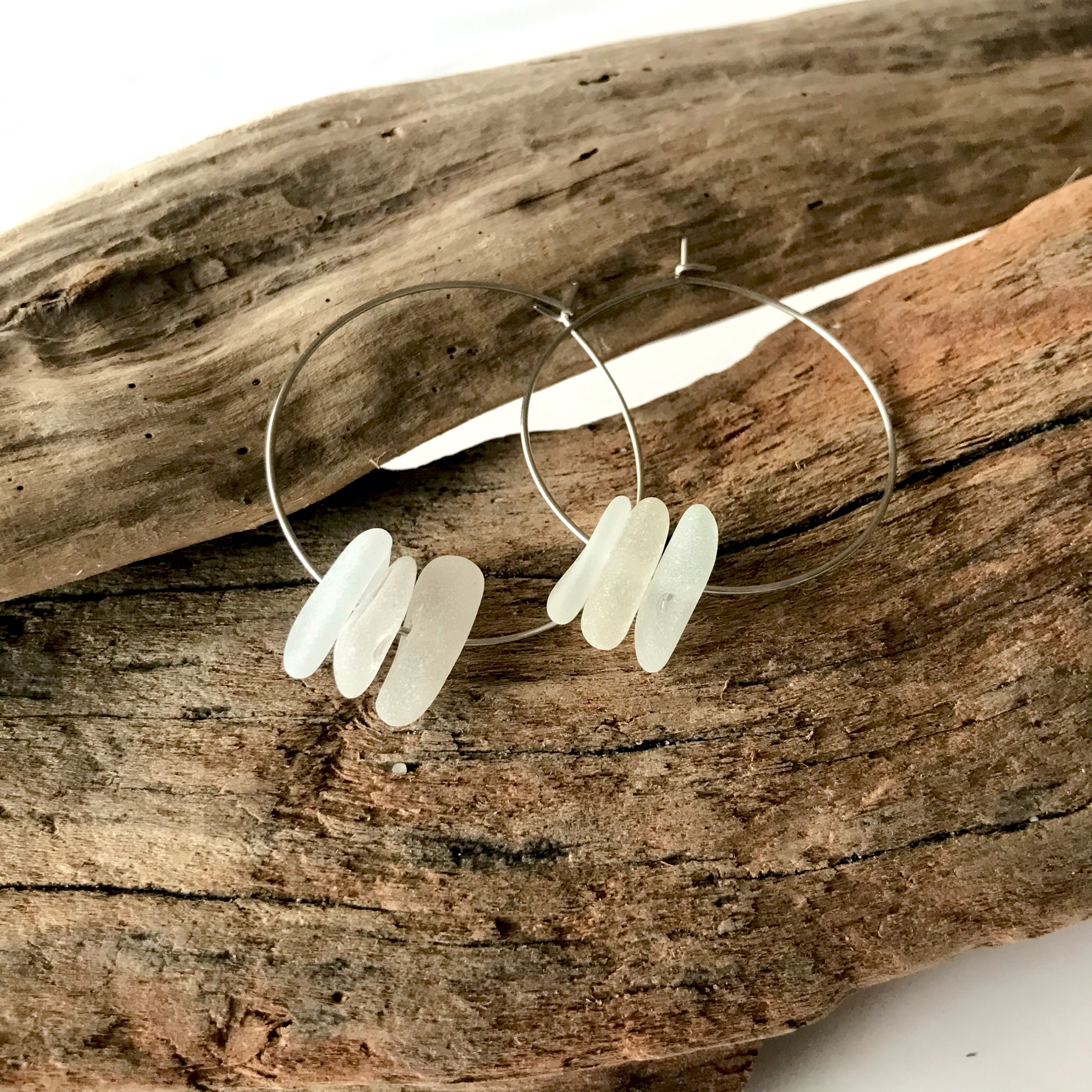 Créoles en verre BLANC des plages de Méditerrannée 2