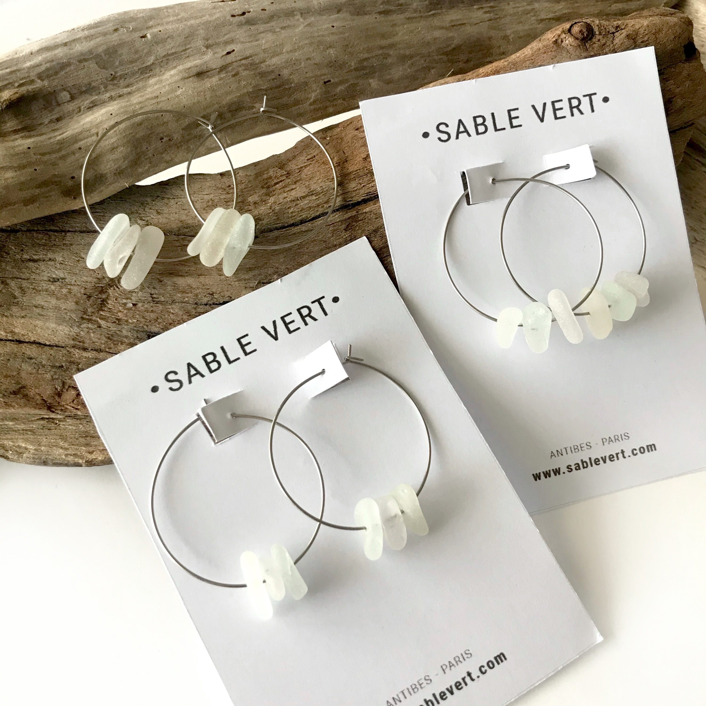 Créoles en verre BLANC des plages de Méditerrannée 4