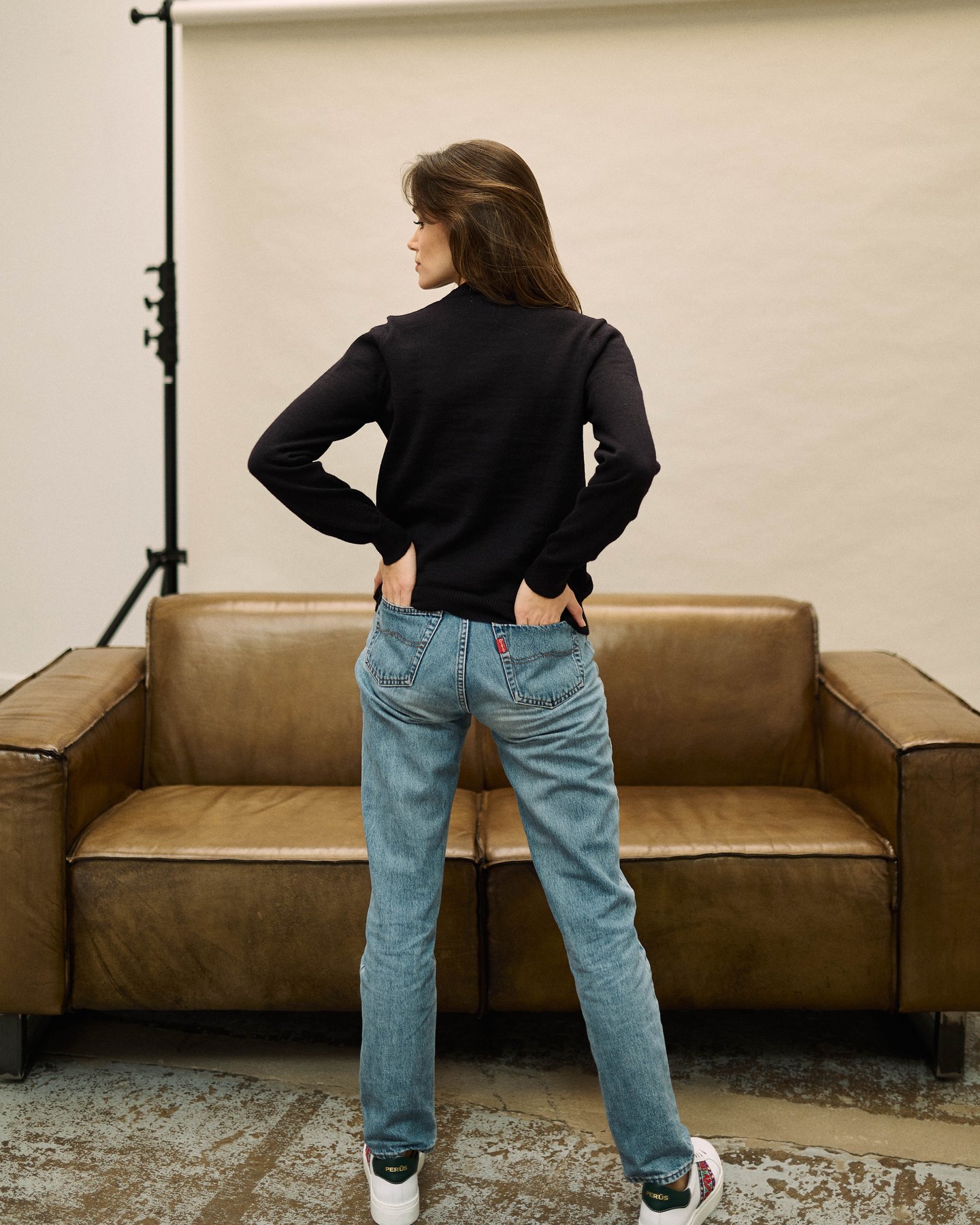 col rond femme bleu marine perus