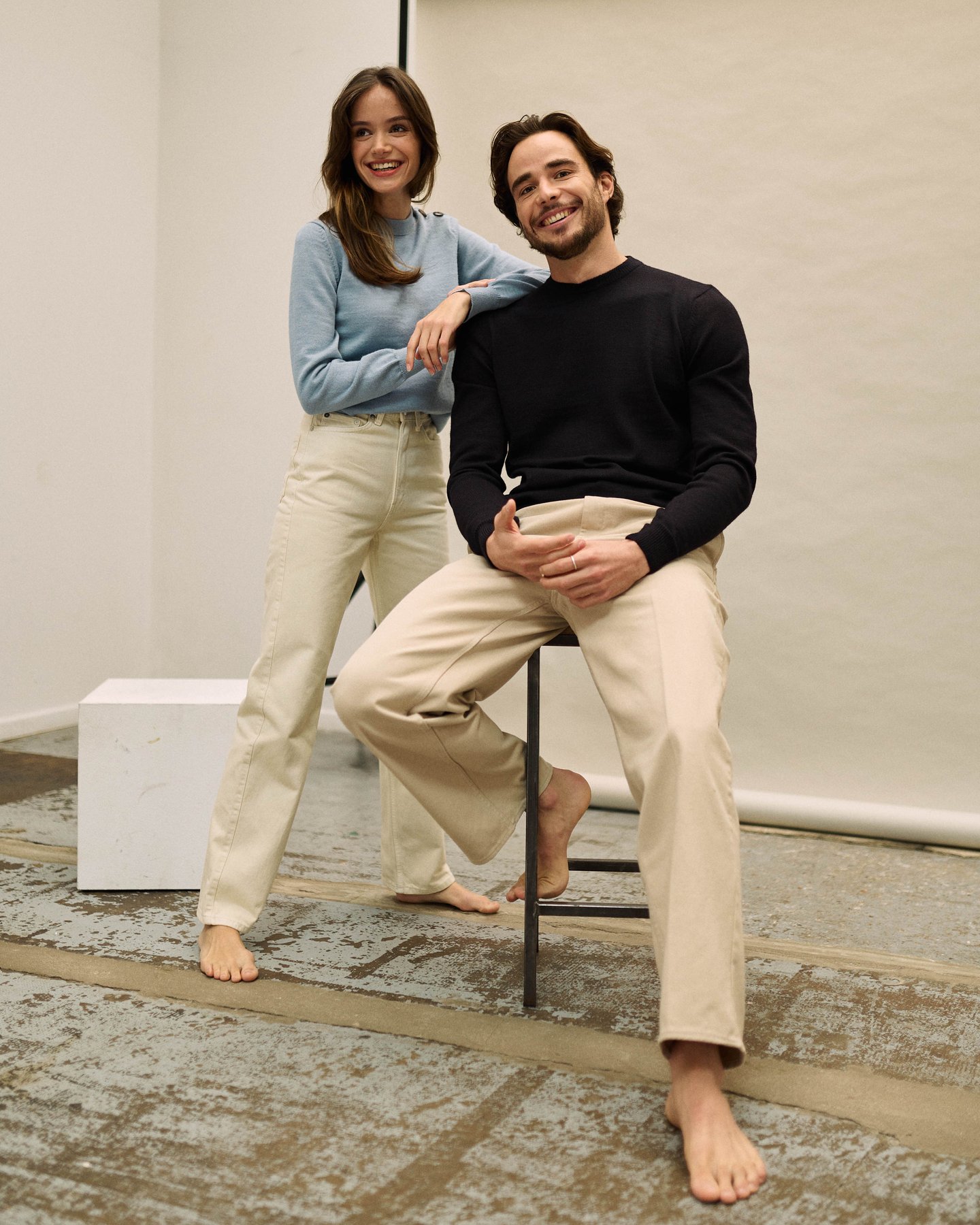 col rond homme bleu marine perus