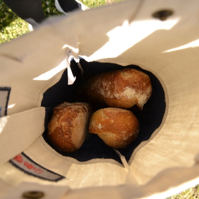 Vue intérieure du sac à pain le craquant jaune