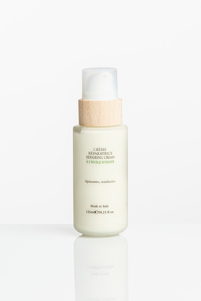 crème réparatrice bio - essentiel pour peau hydrater - Grassfield-by-Ruth