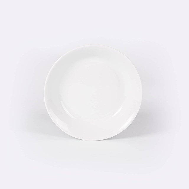 assiette en porcelaine creuse blanche de face