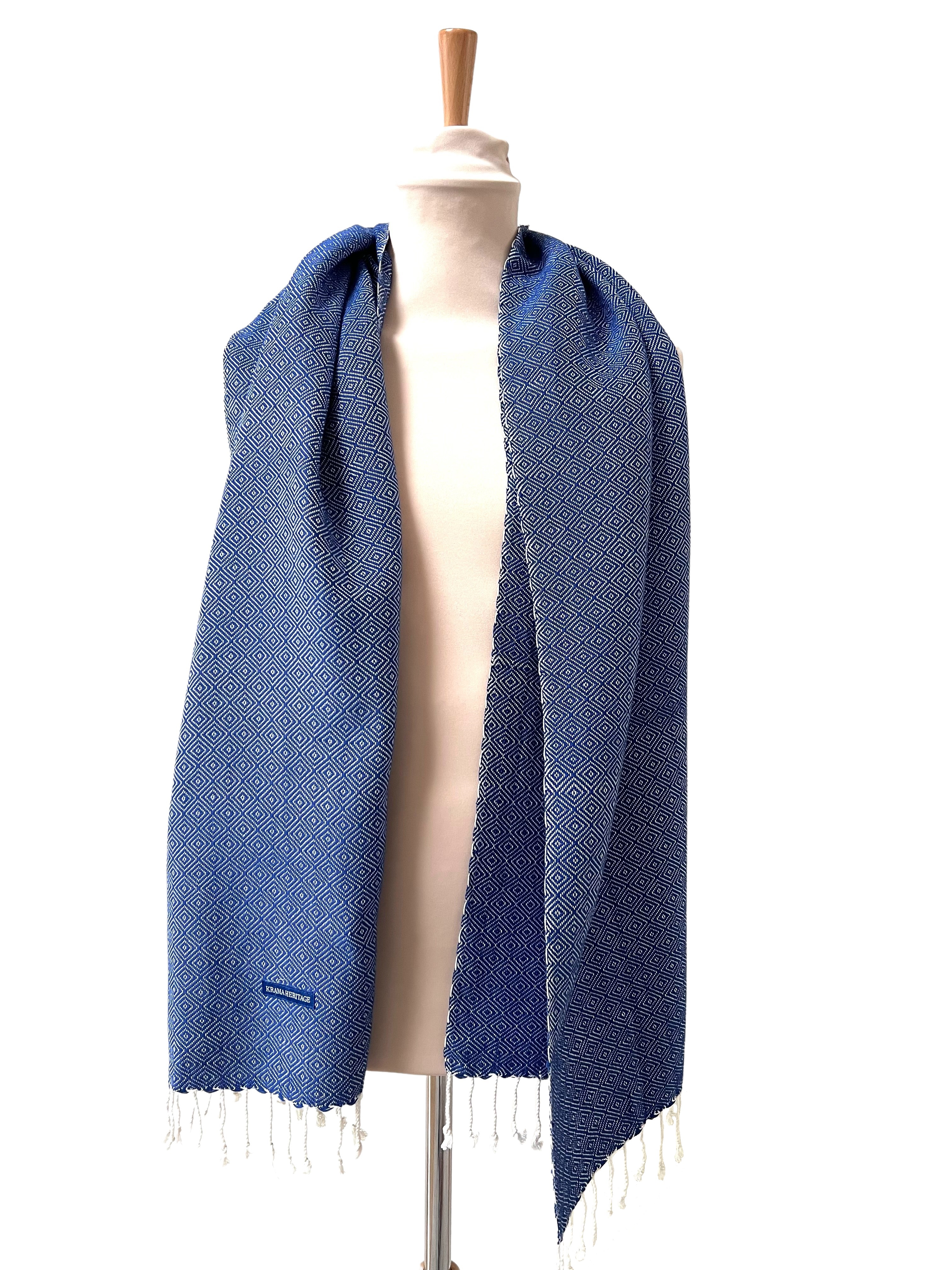 Le Krama Chaud Bleu Roi 5