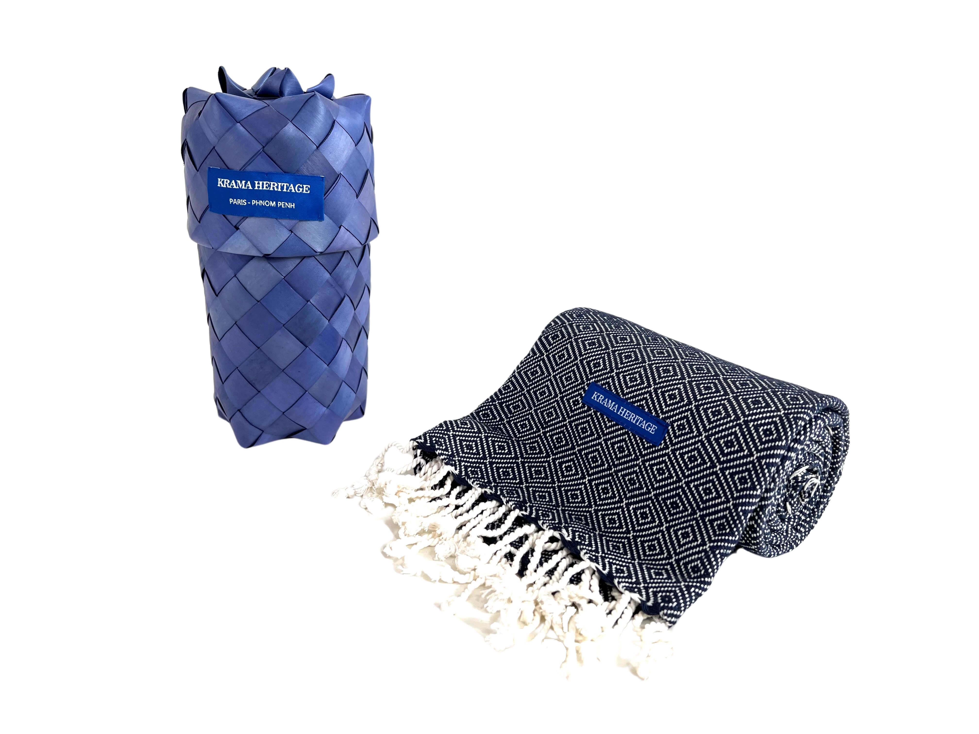 Le Krama Chaud Bleu Marine 10