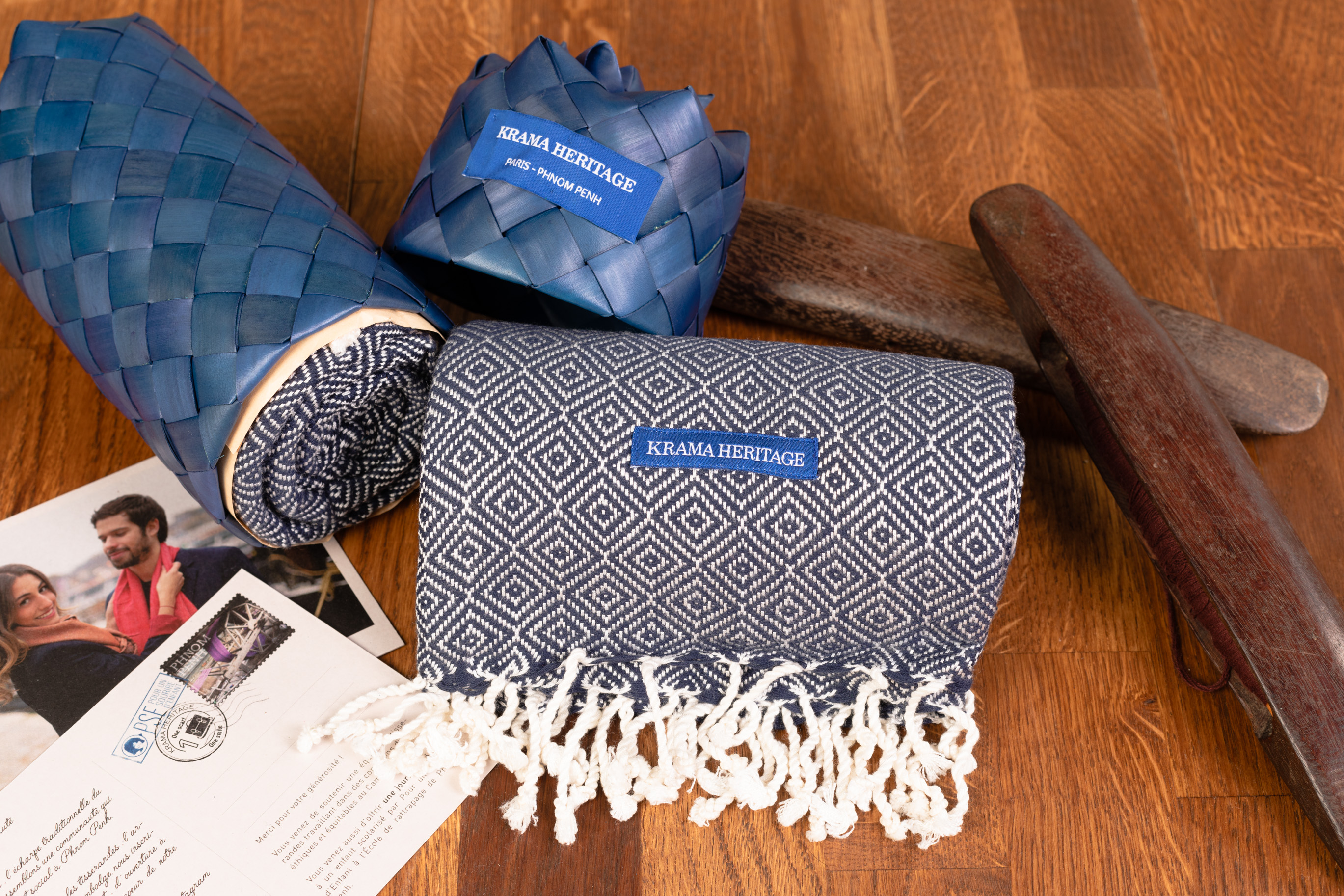 Le Krama Chaud Bleu Marine 2