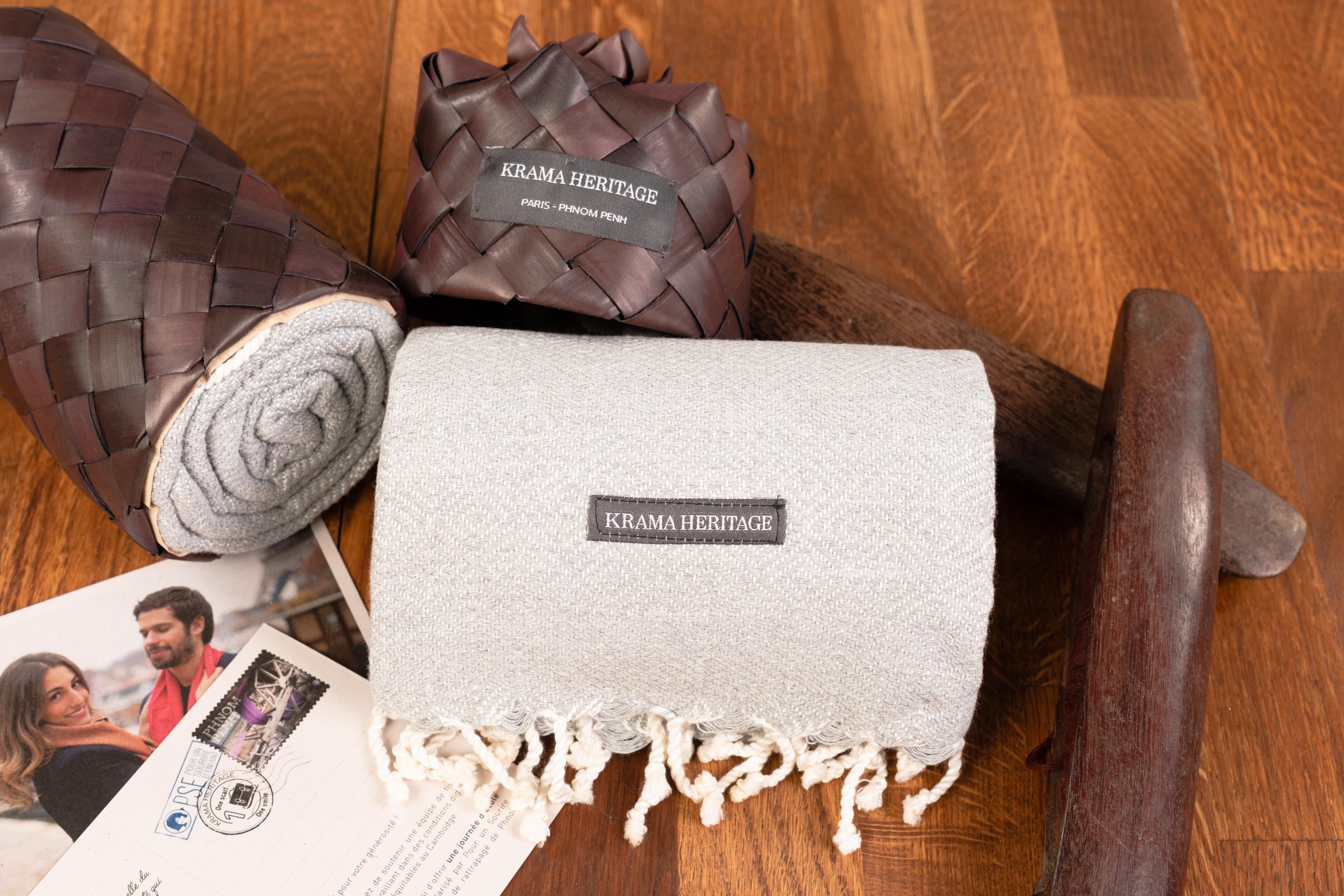 Le Krama Chaud Gris Perle 2