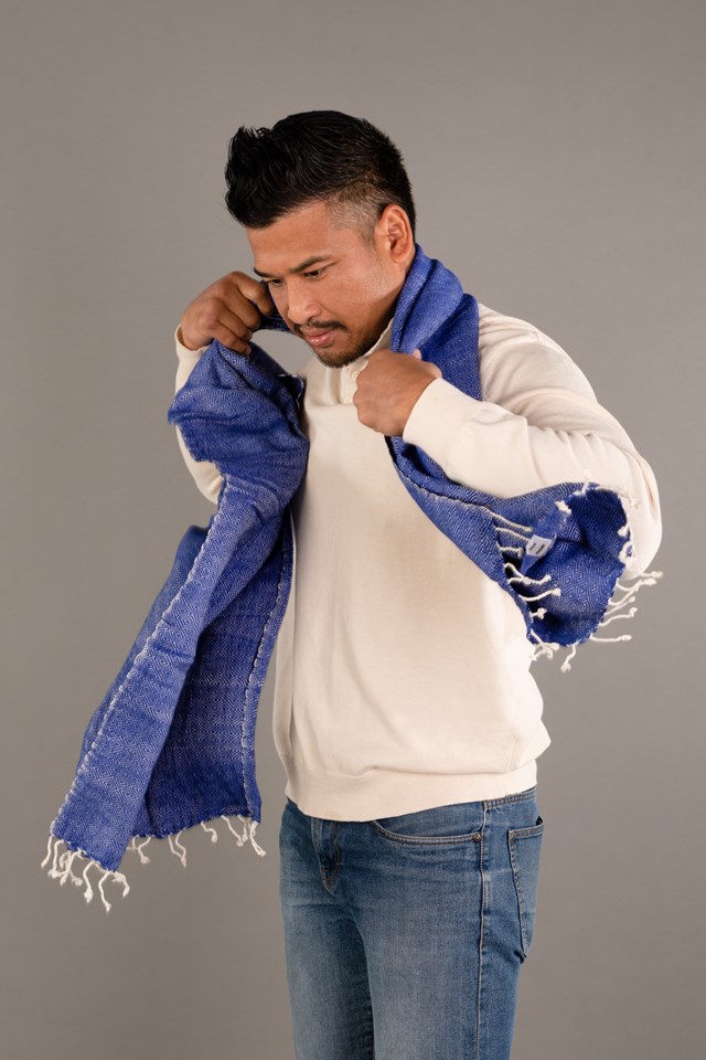 Le Grand Krama Chaud Bleu Roi 4
