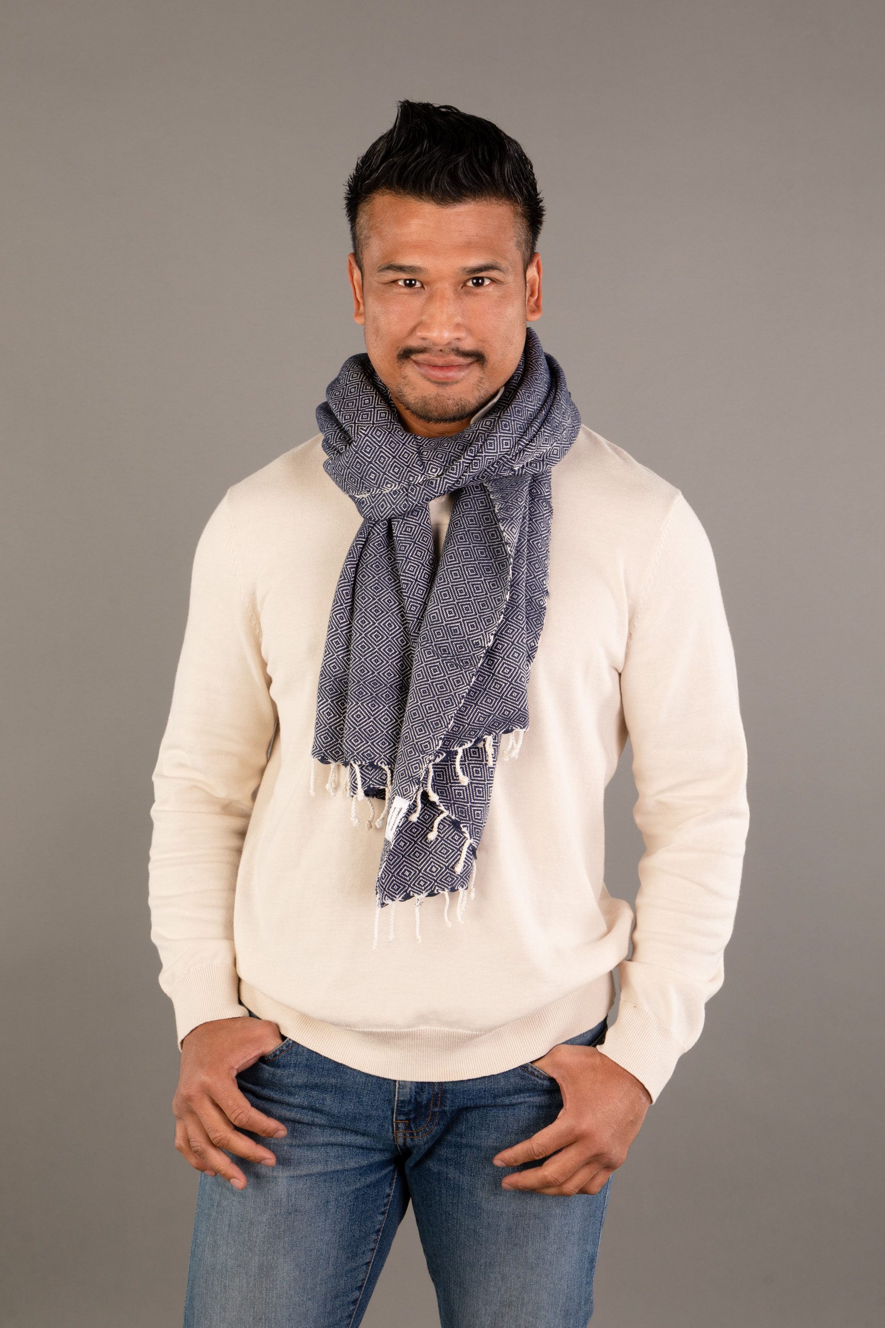 Le Grand Krama Chaud Bleu Marine 3