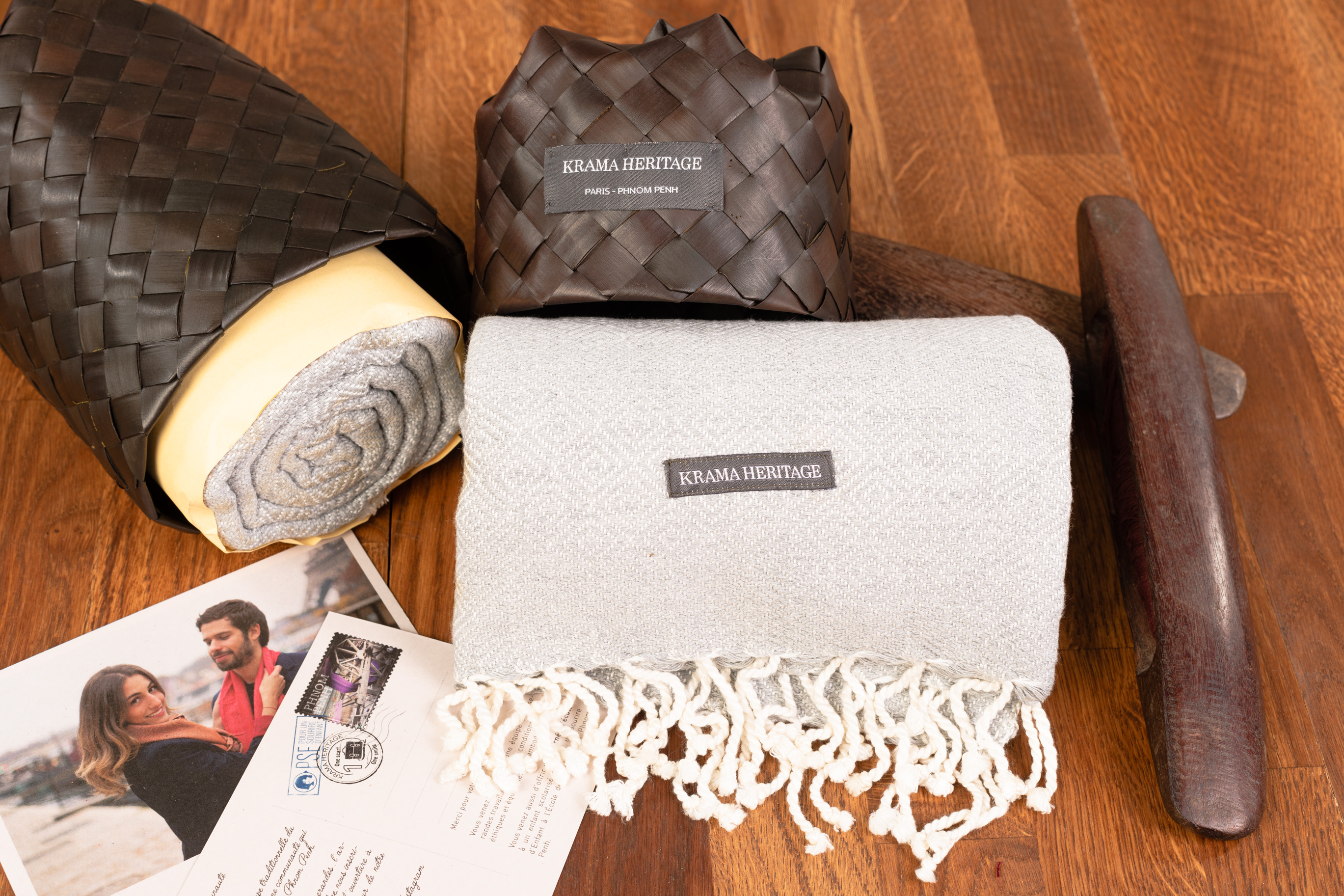 Le Grand Krama Chaud Gris Perle 2