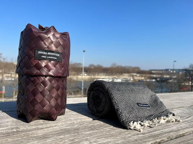 Le Grand Krama Chaud Noir Ebène 6