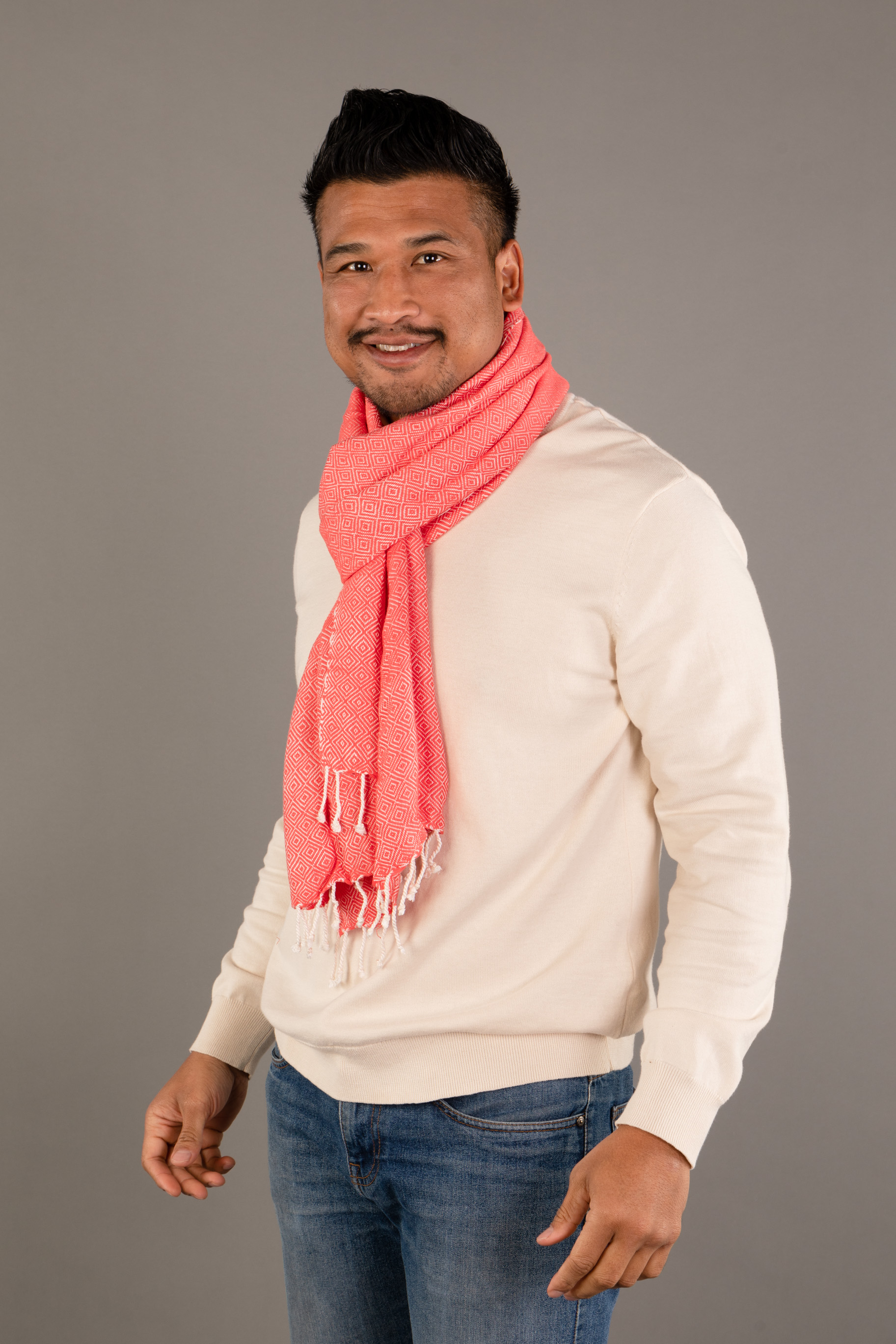 Le Grand Krama Chaud Orange Corail 4