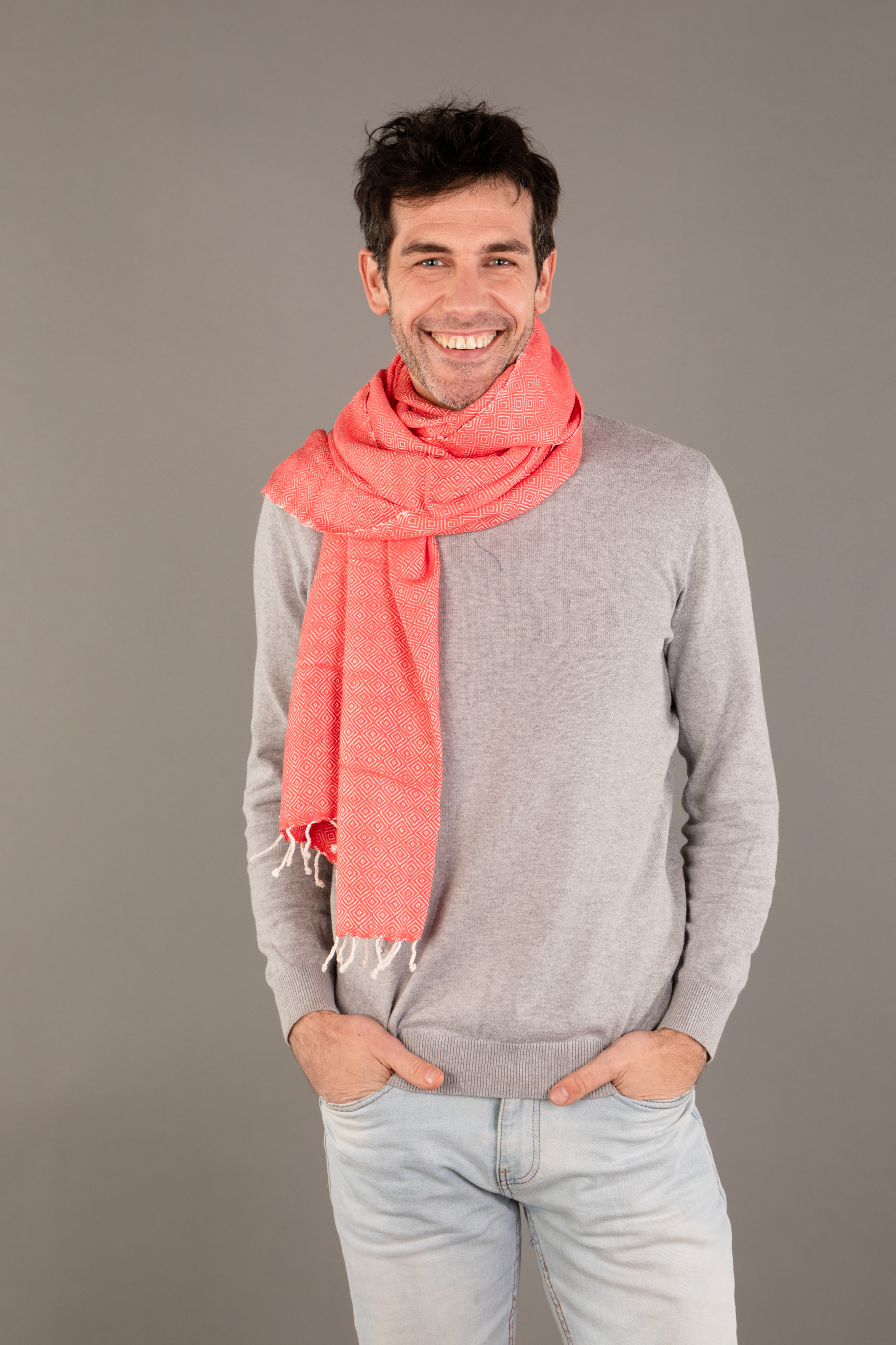 Le Grand Krama Chaud Orange Corail 5