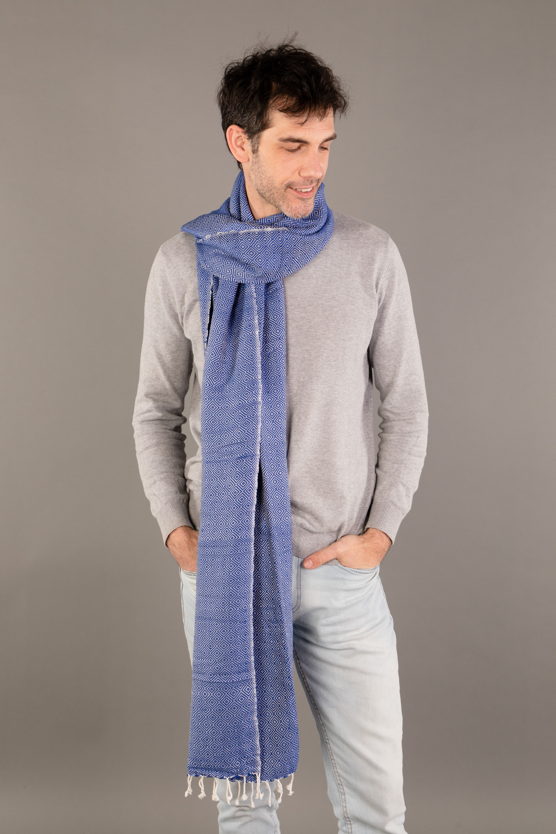 Le Grand Krama Chaud Epais Bleu Roi 6