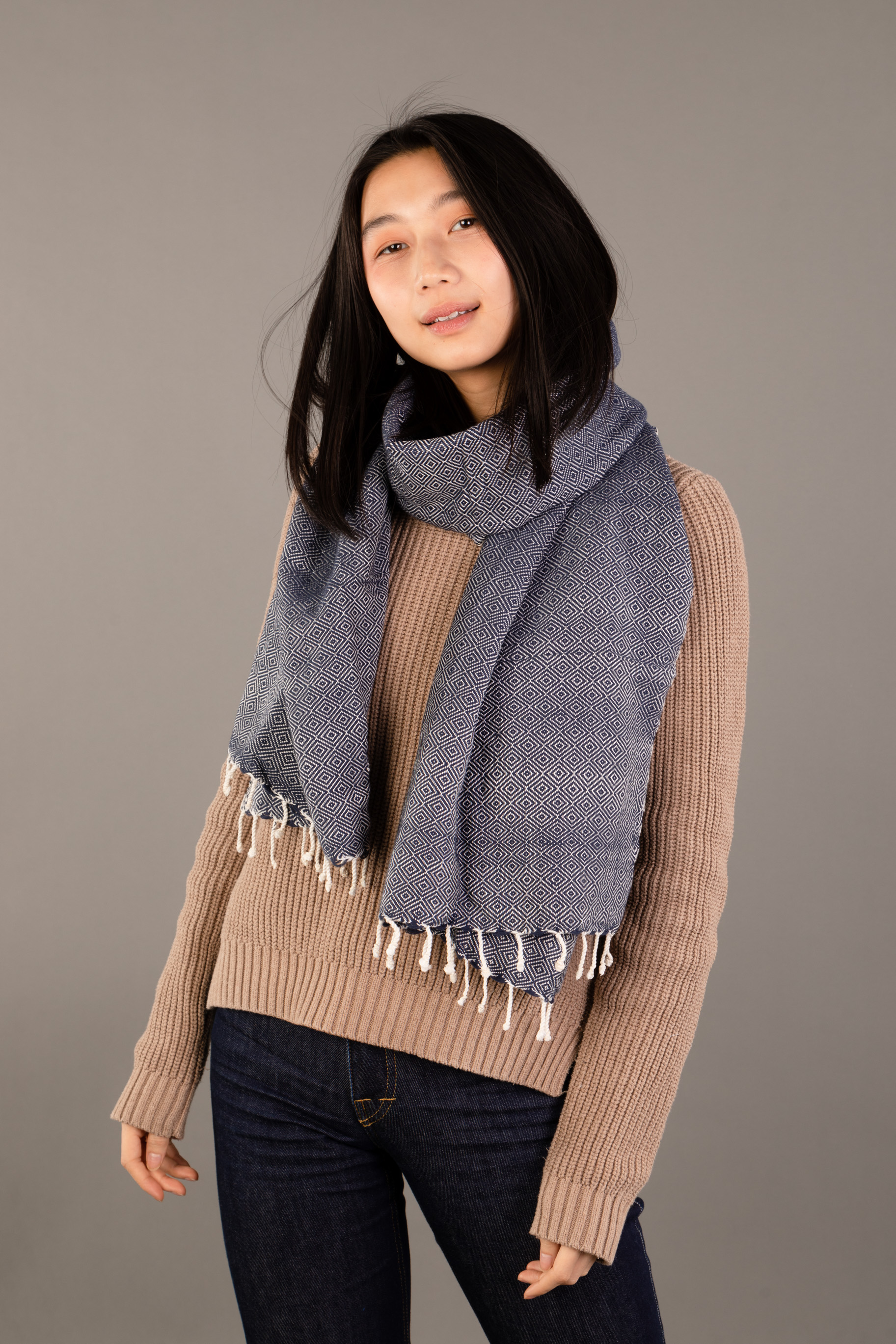 Le Grand Krama Chaud Epais Bleu Marine 4