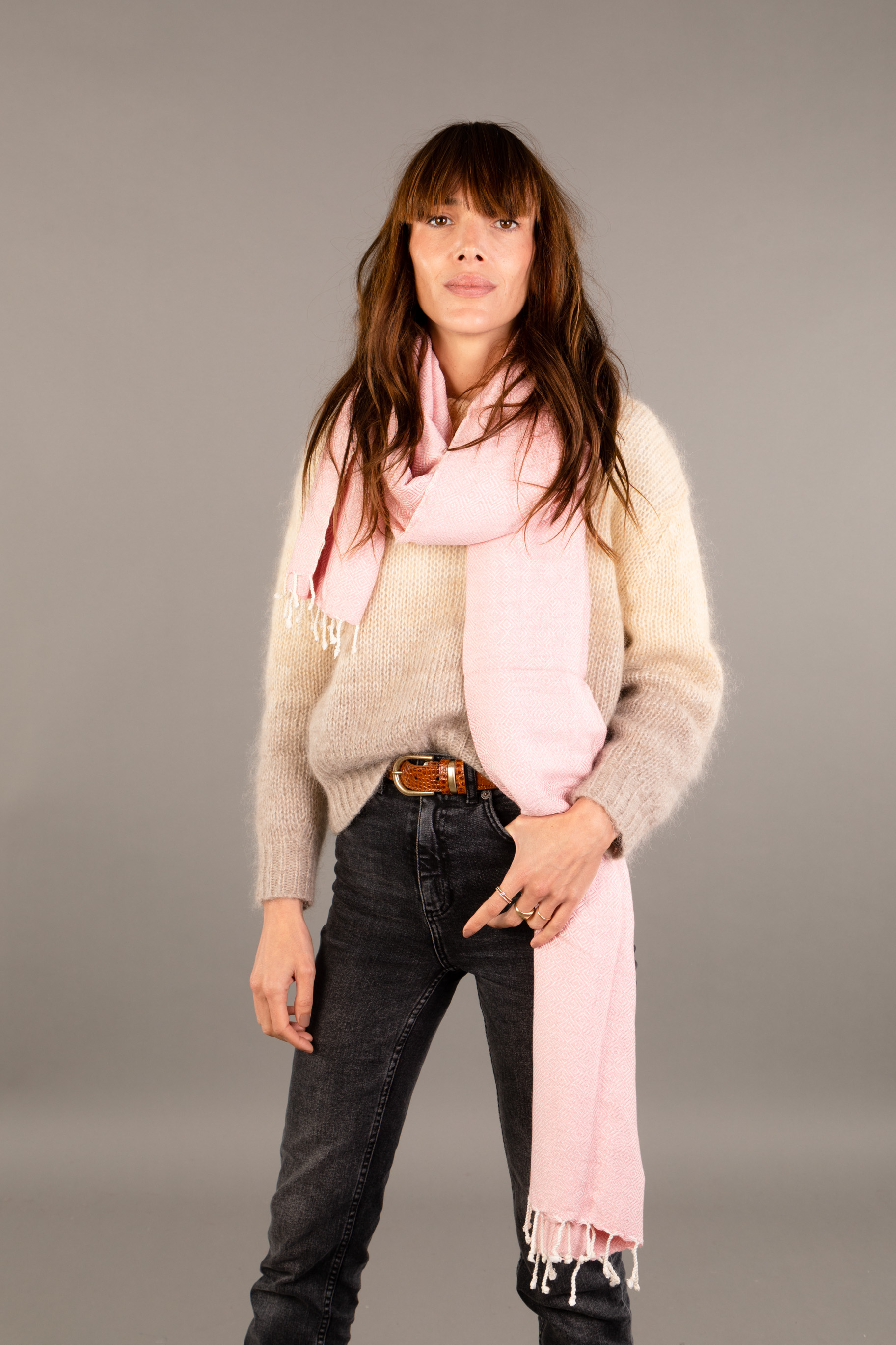 Le Grand Krama Chaud Epais Rose Clair 3