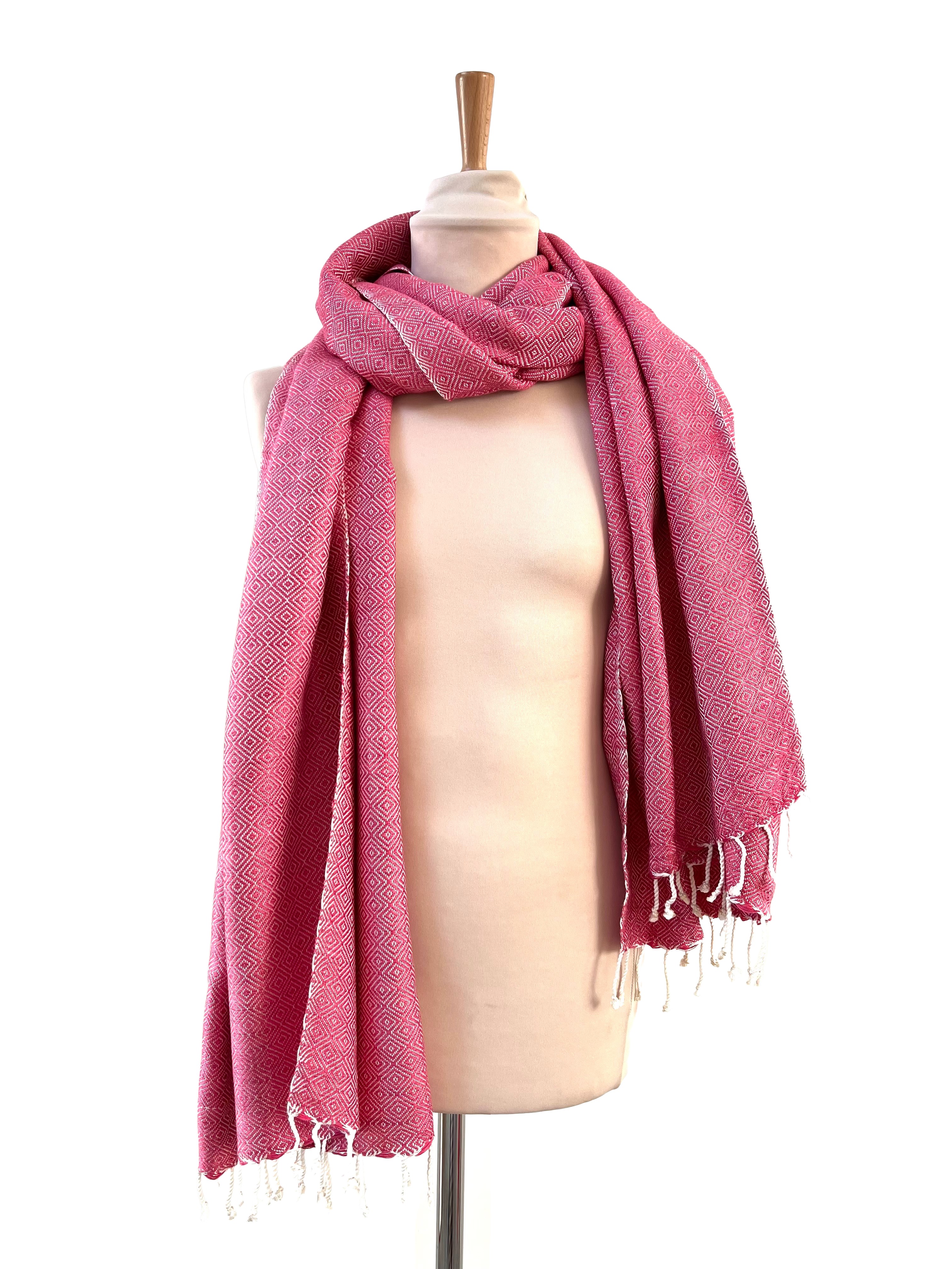 Le Grand Krama Chaud Epais Rose Bonbon 5