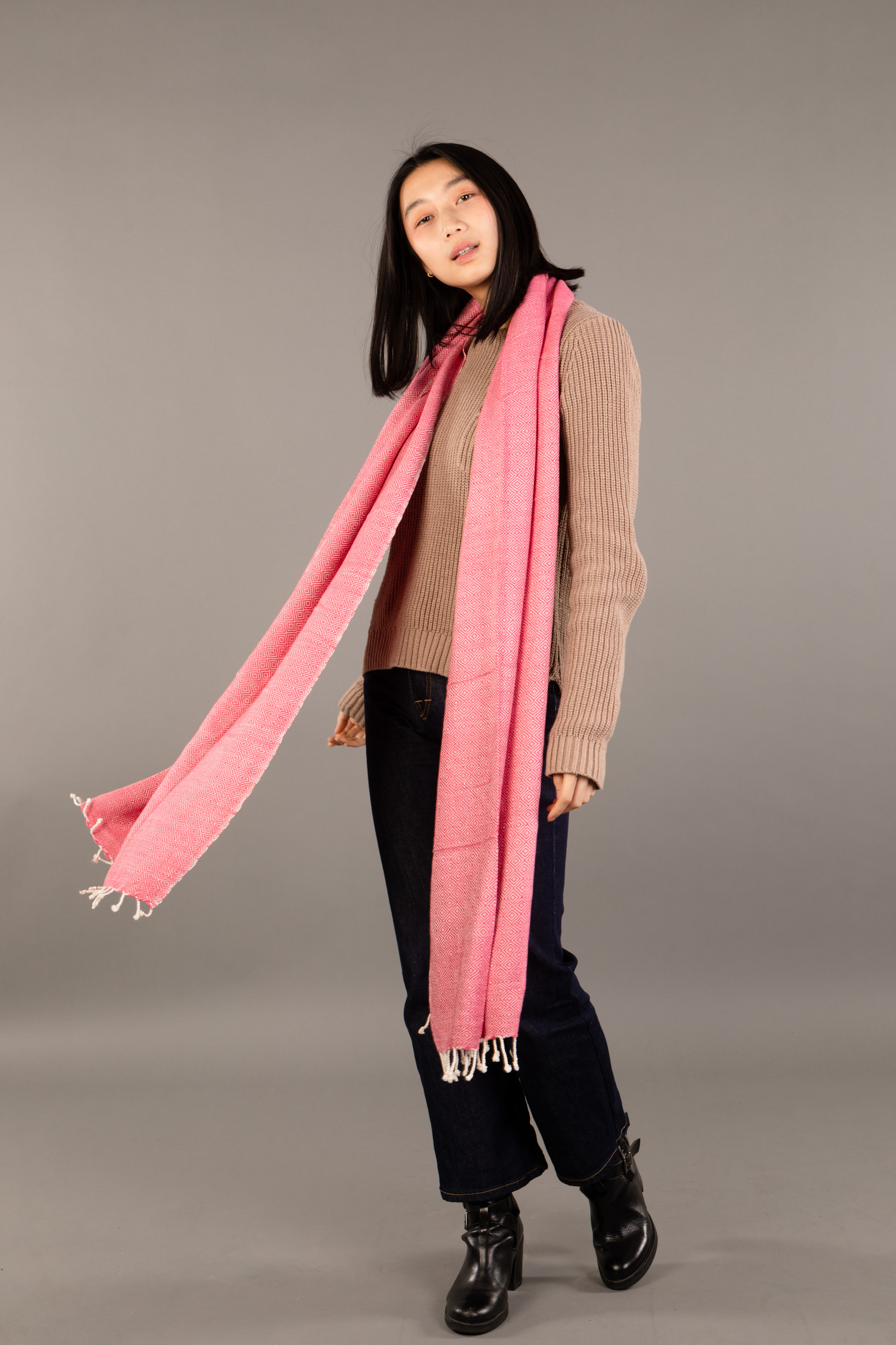 Le Grand Krama Chaud Epais Rose Bonbon 4