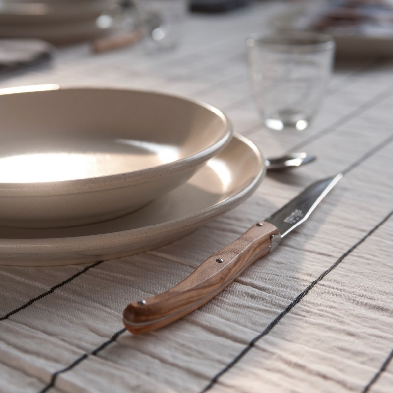 Couteau de table manche en bois, fabriqué en France