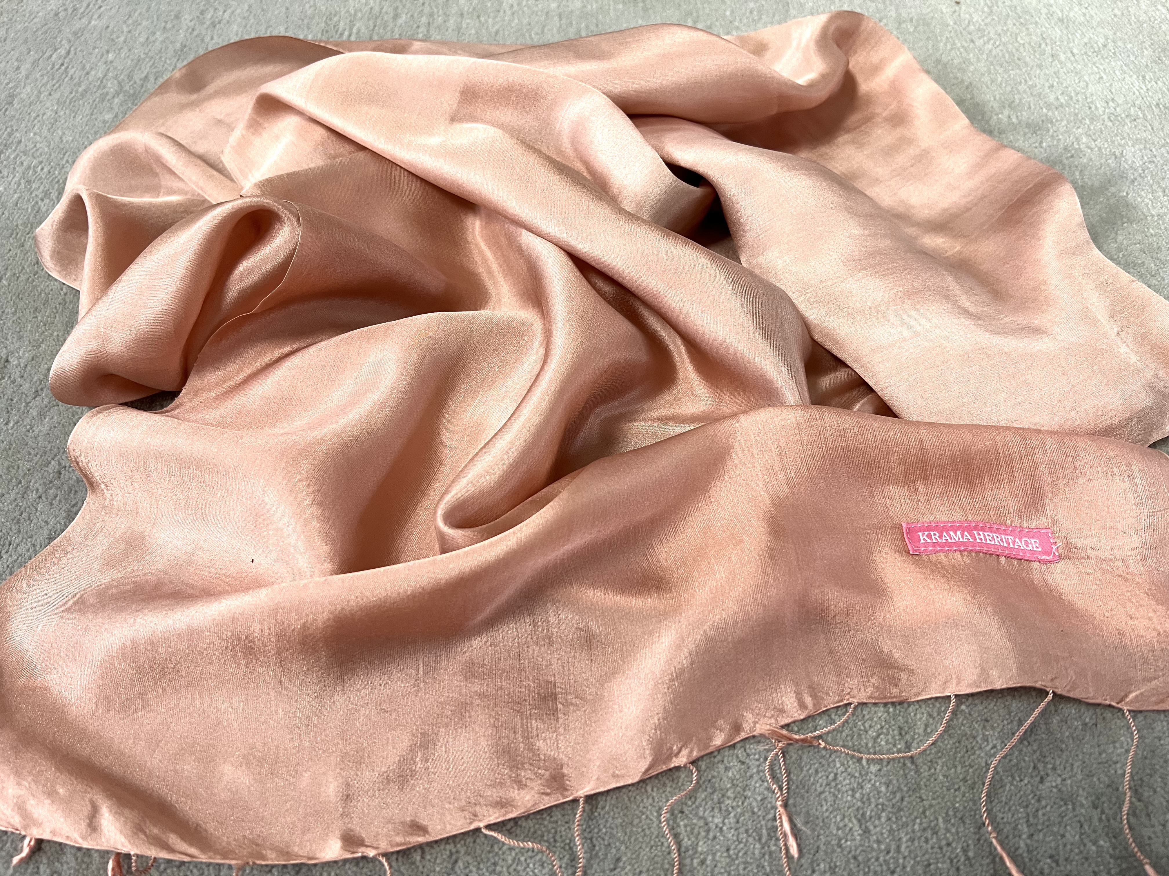 Le Krama Soyeux Rose Saumon 8