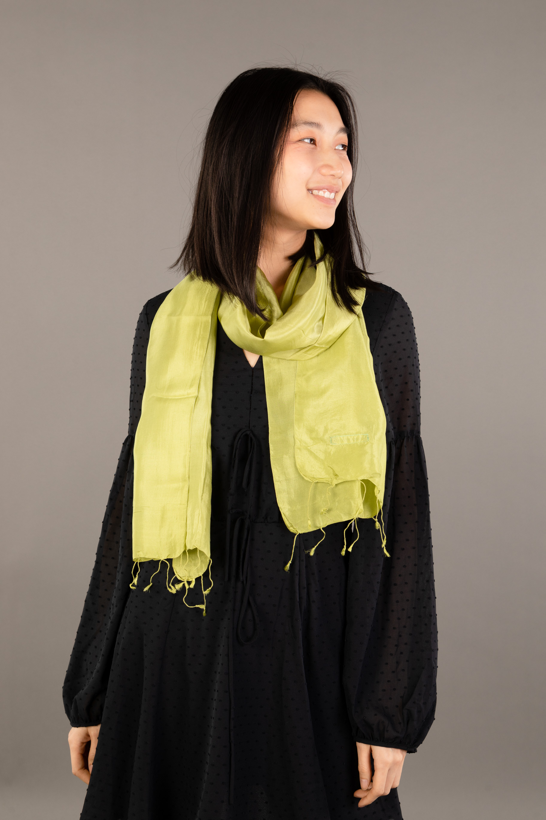 Le Krama Soyeux Vert Chartreuse 3