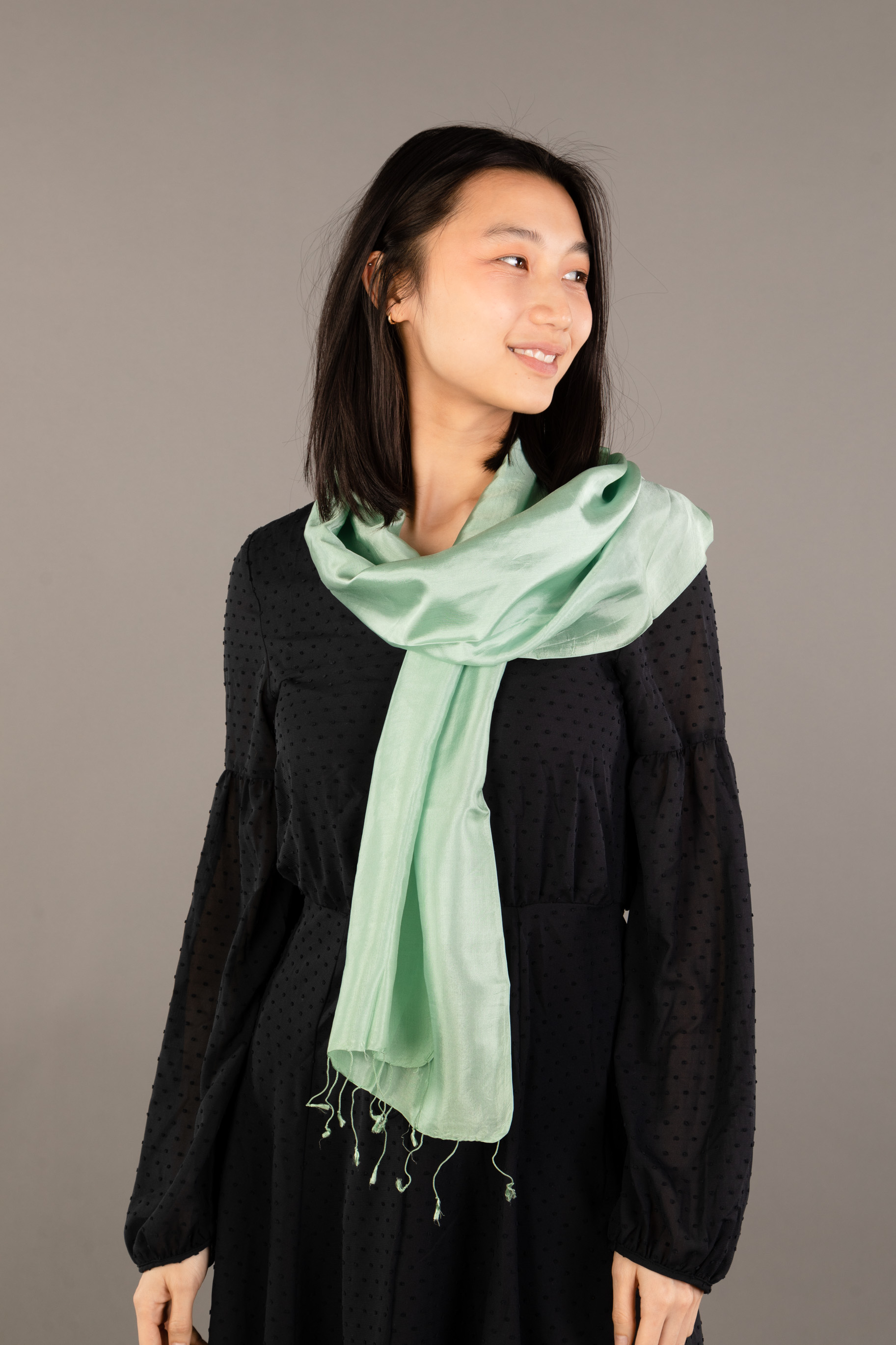 Le Krama Soyeux Vert Pomme 4