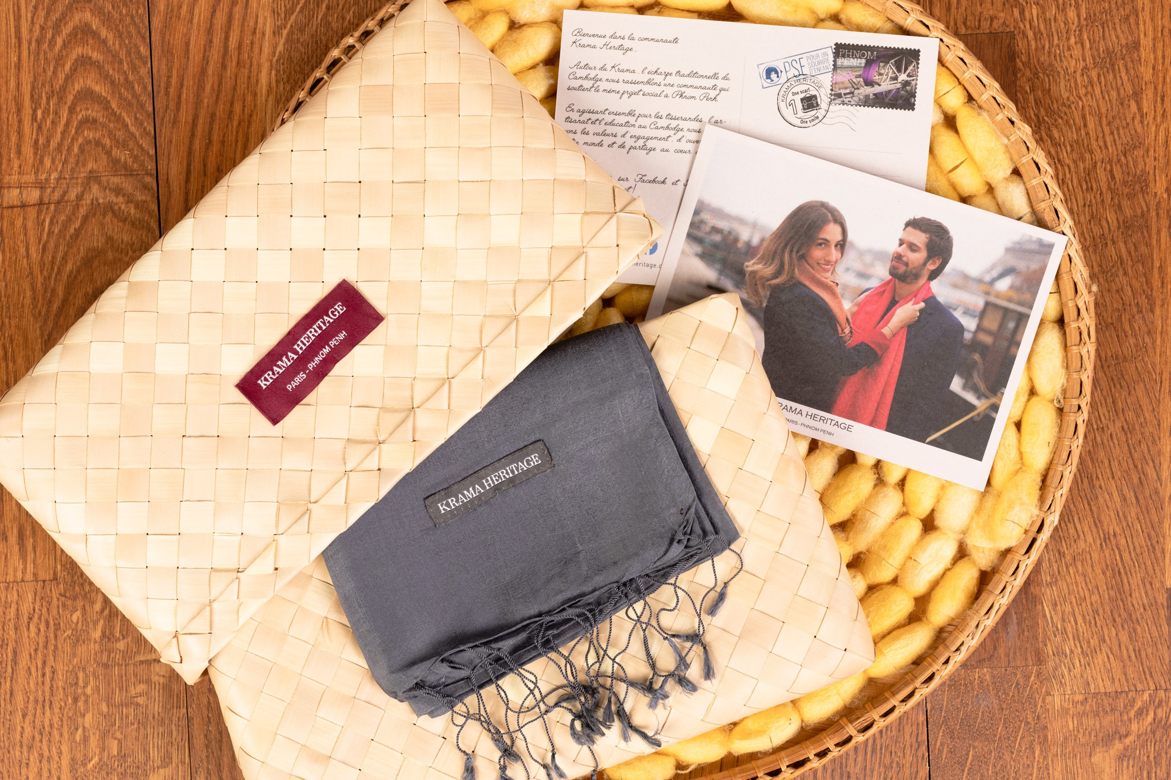 Le Krama Soyeux Noir d'Ivoire 2