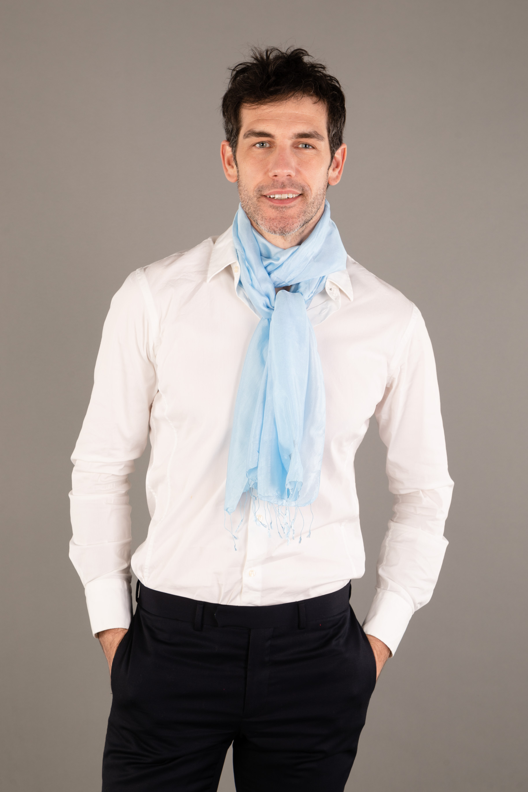 Le Krama Soyeux Bleu Ciel 4