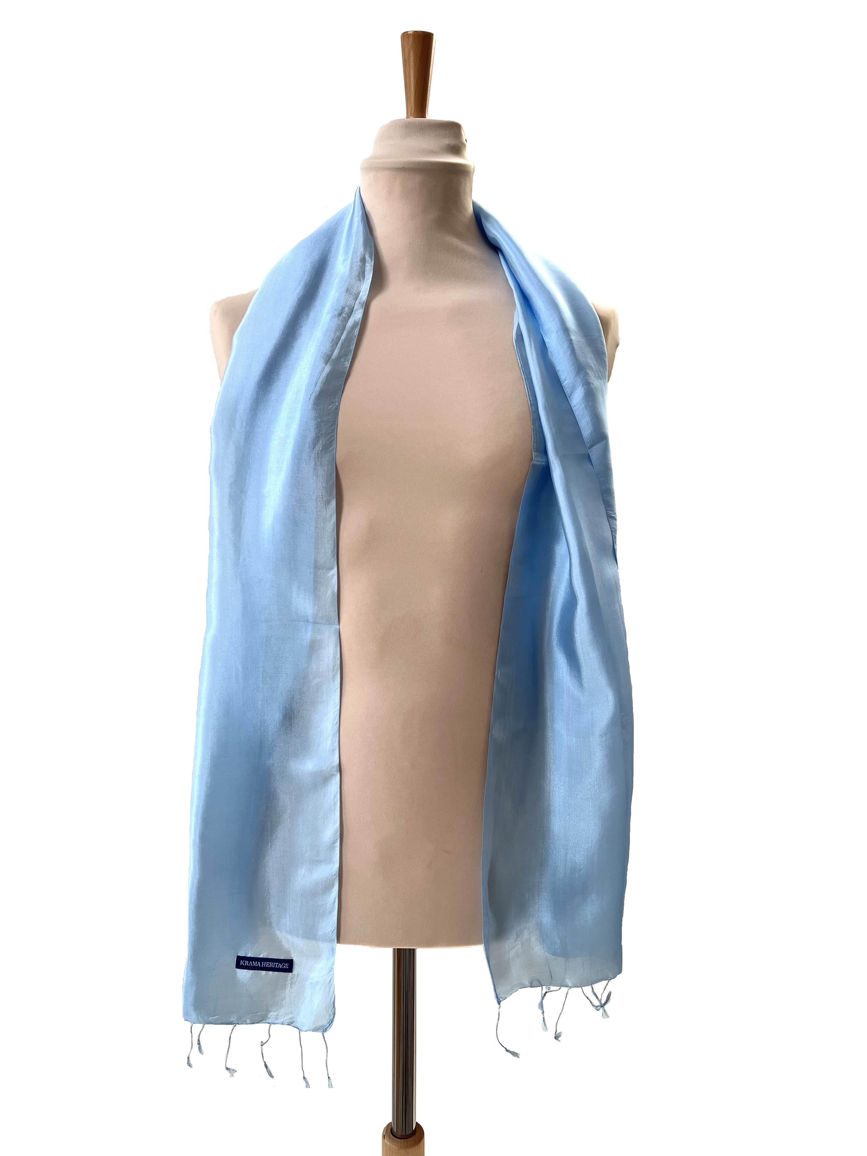 Le Krama Soyeux Bleu Ciel 5