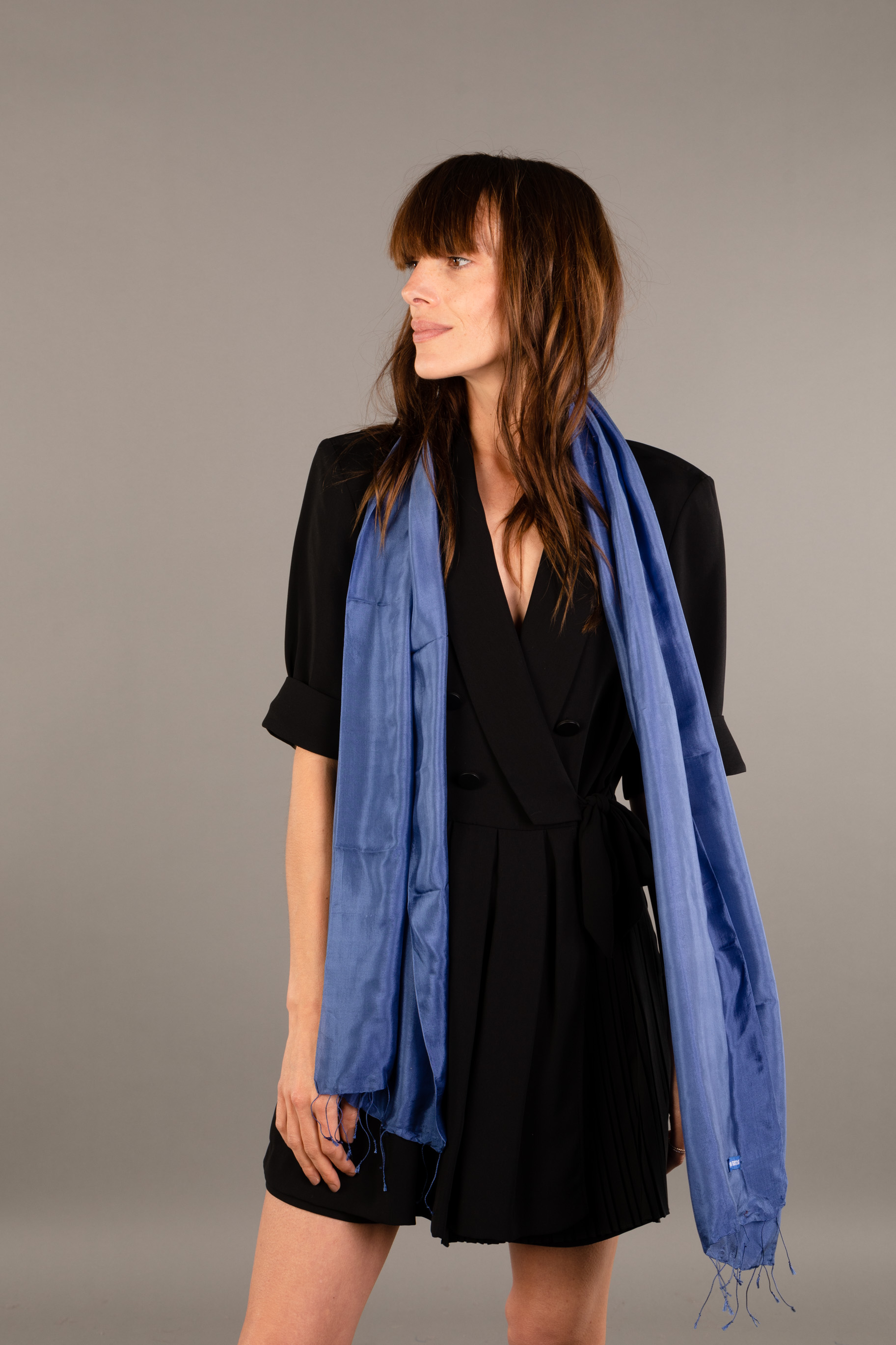 Le Krama Soyeux Bleu Marine 4