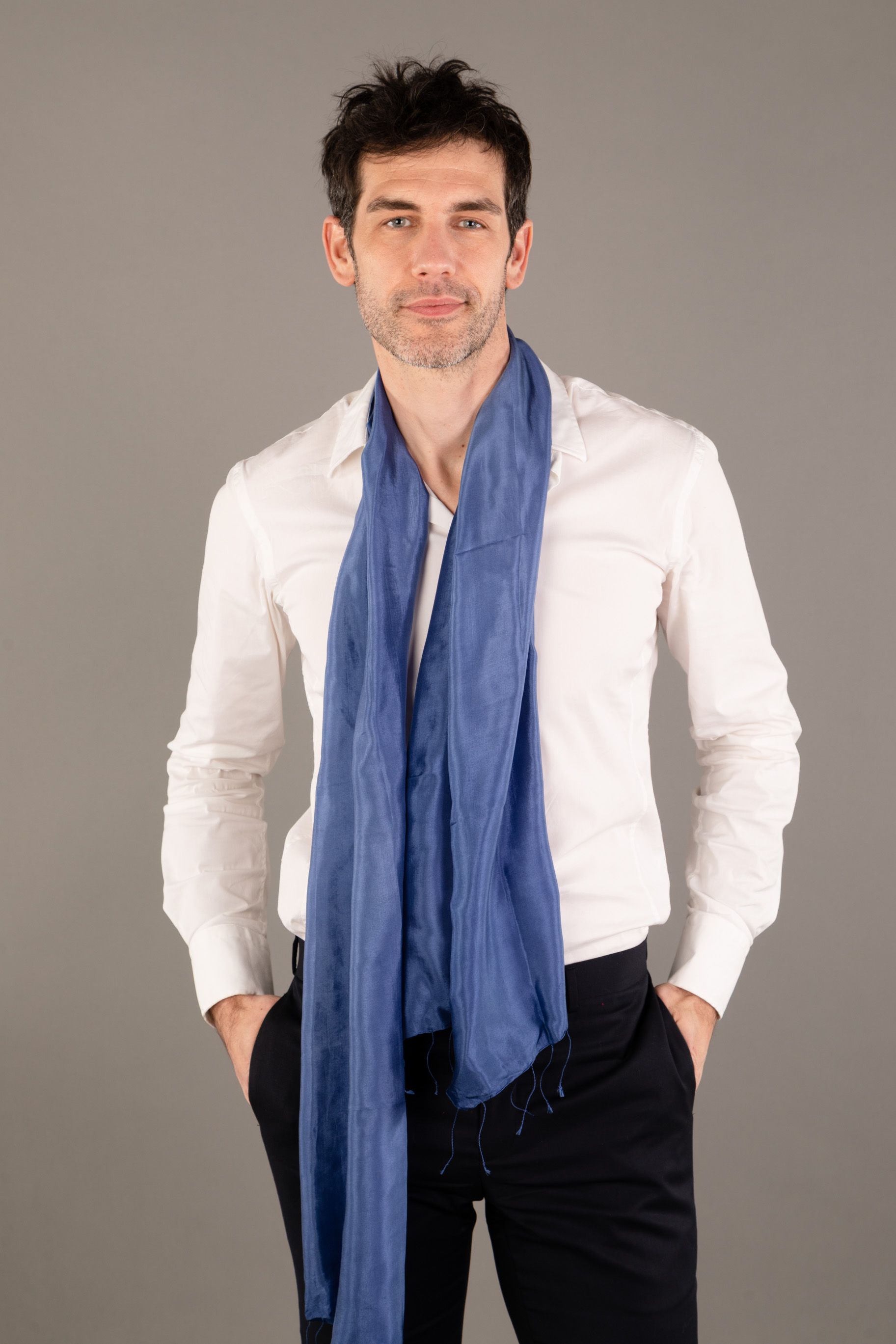 Le Krama Soyeux Bleu Marine 3