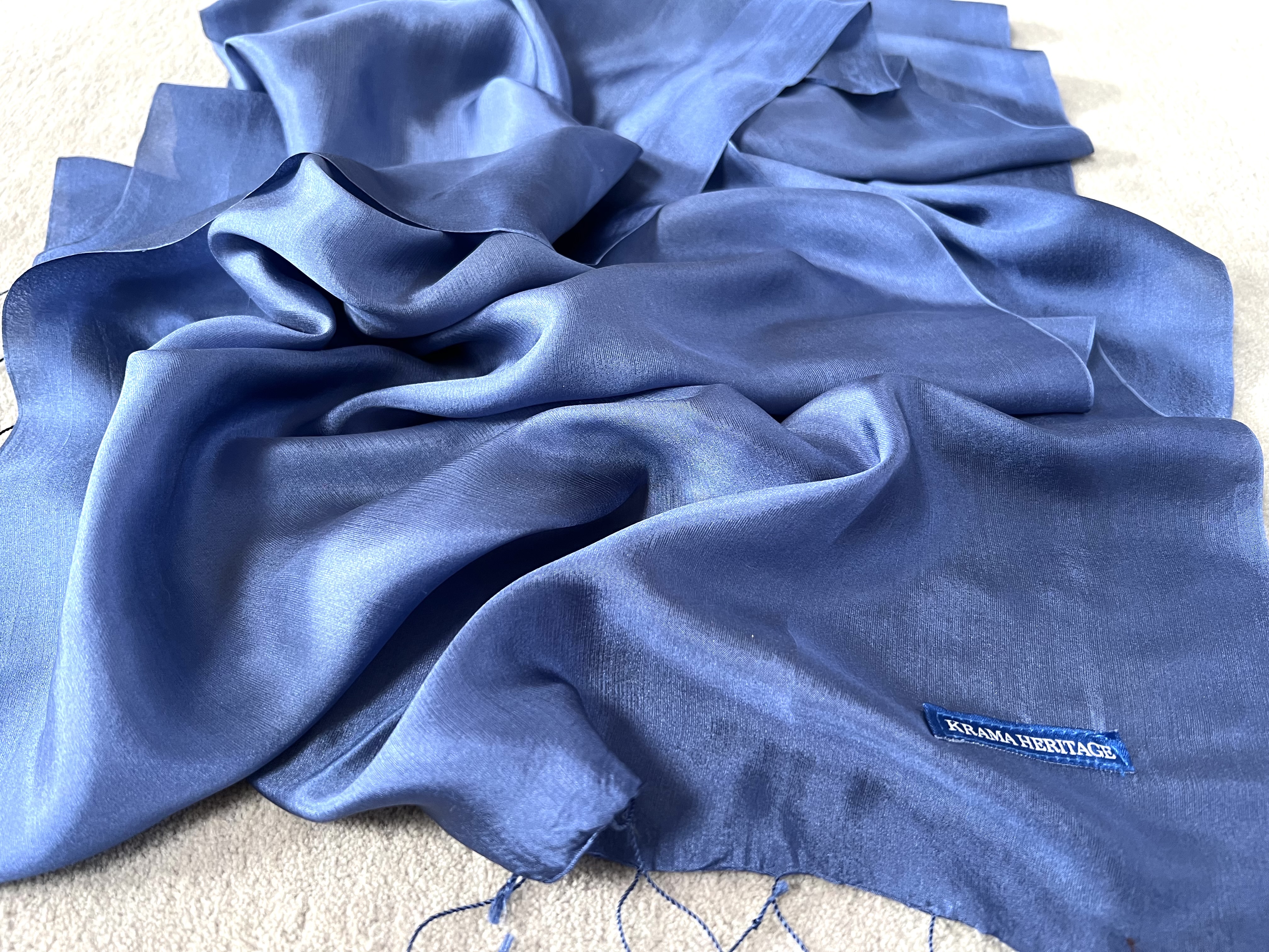 Le Krama Soyeux Bleu Marine 8
