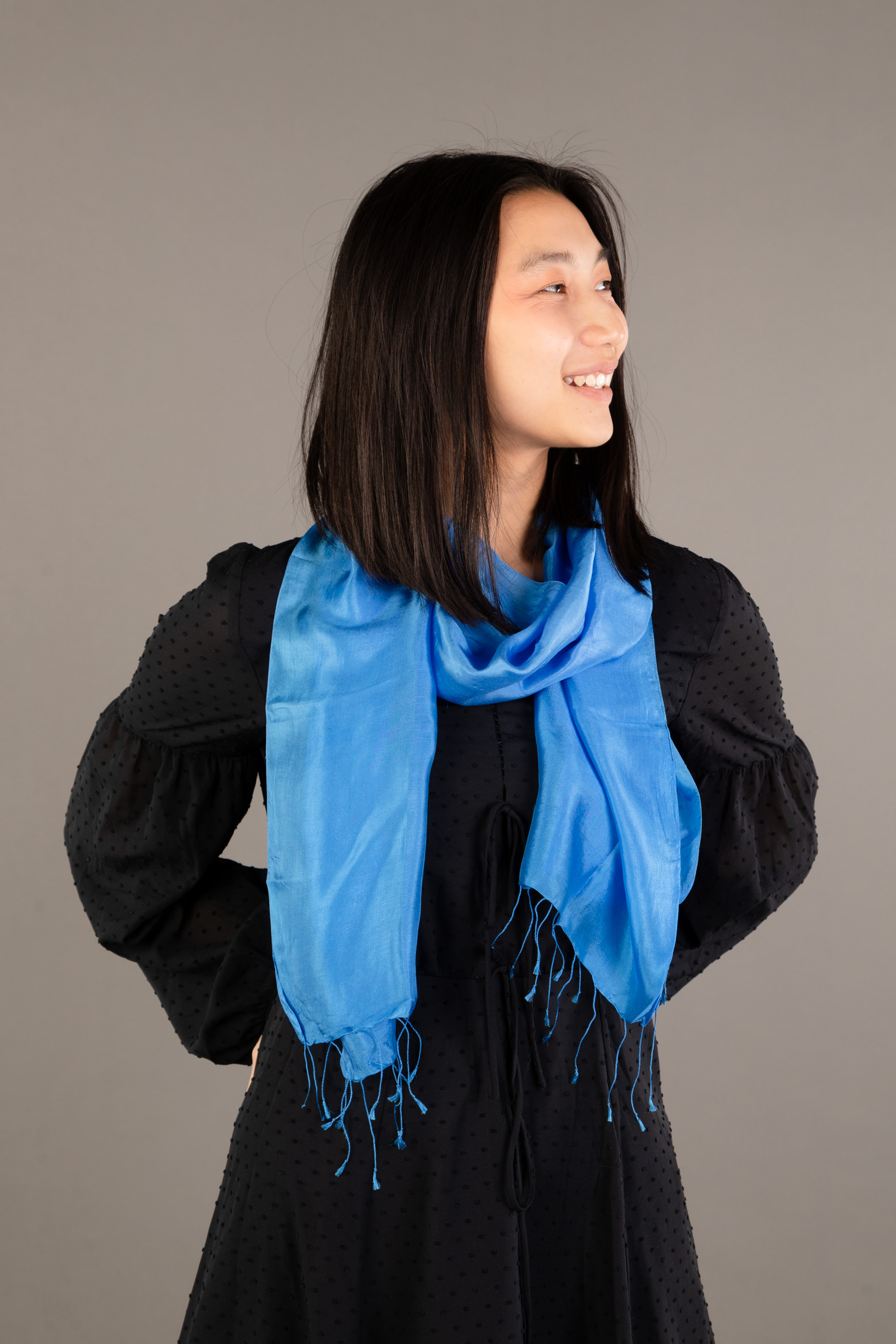 Le Krama Soyeux Bleu Roi 3