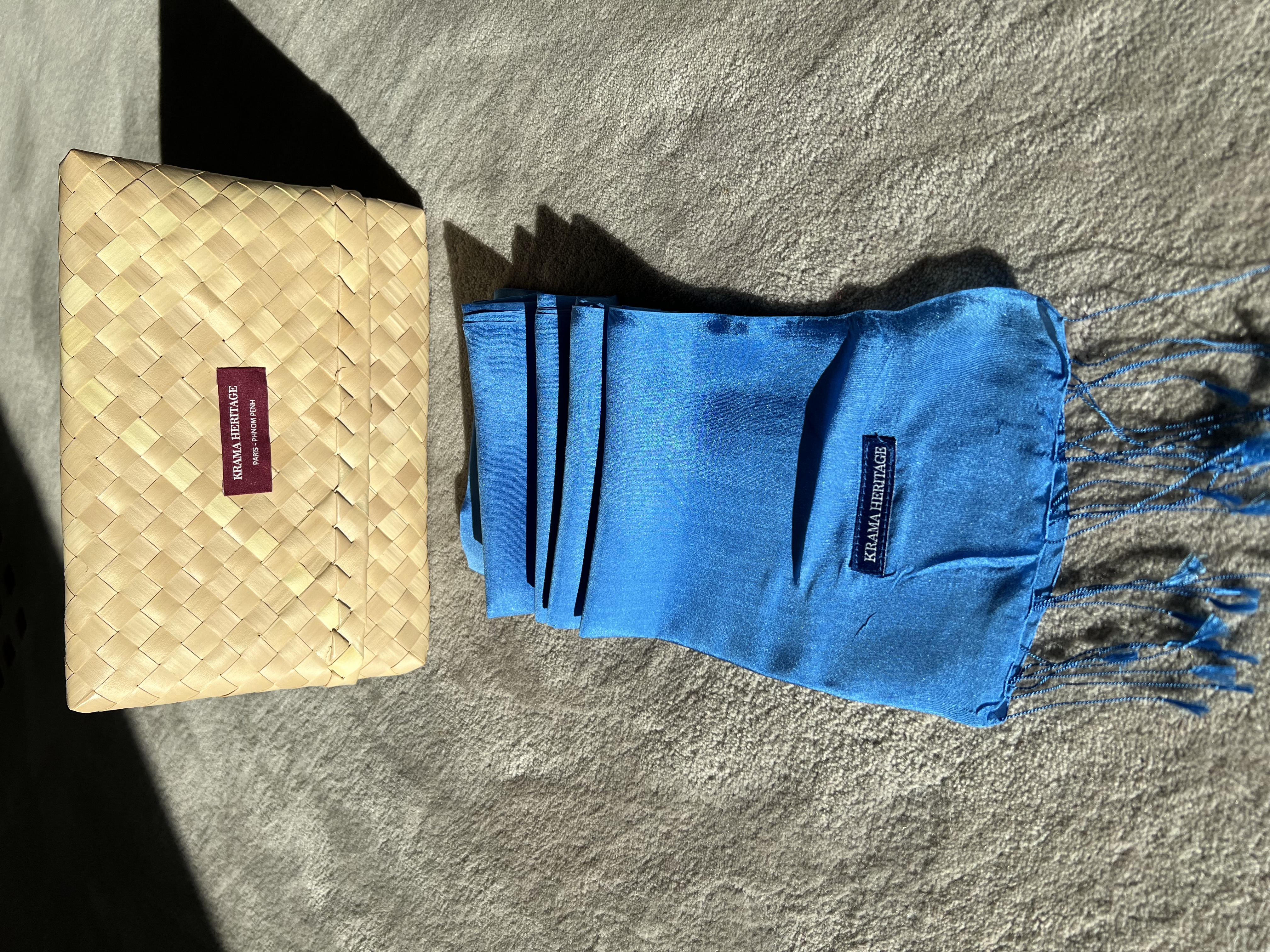 Le Krama Soyeux Bleu Roi 6