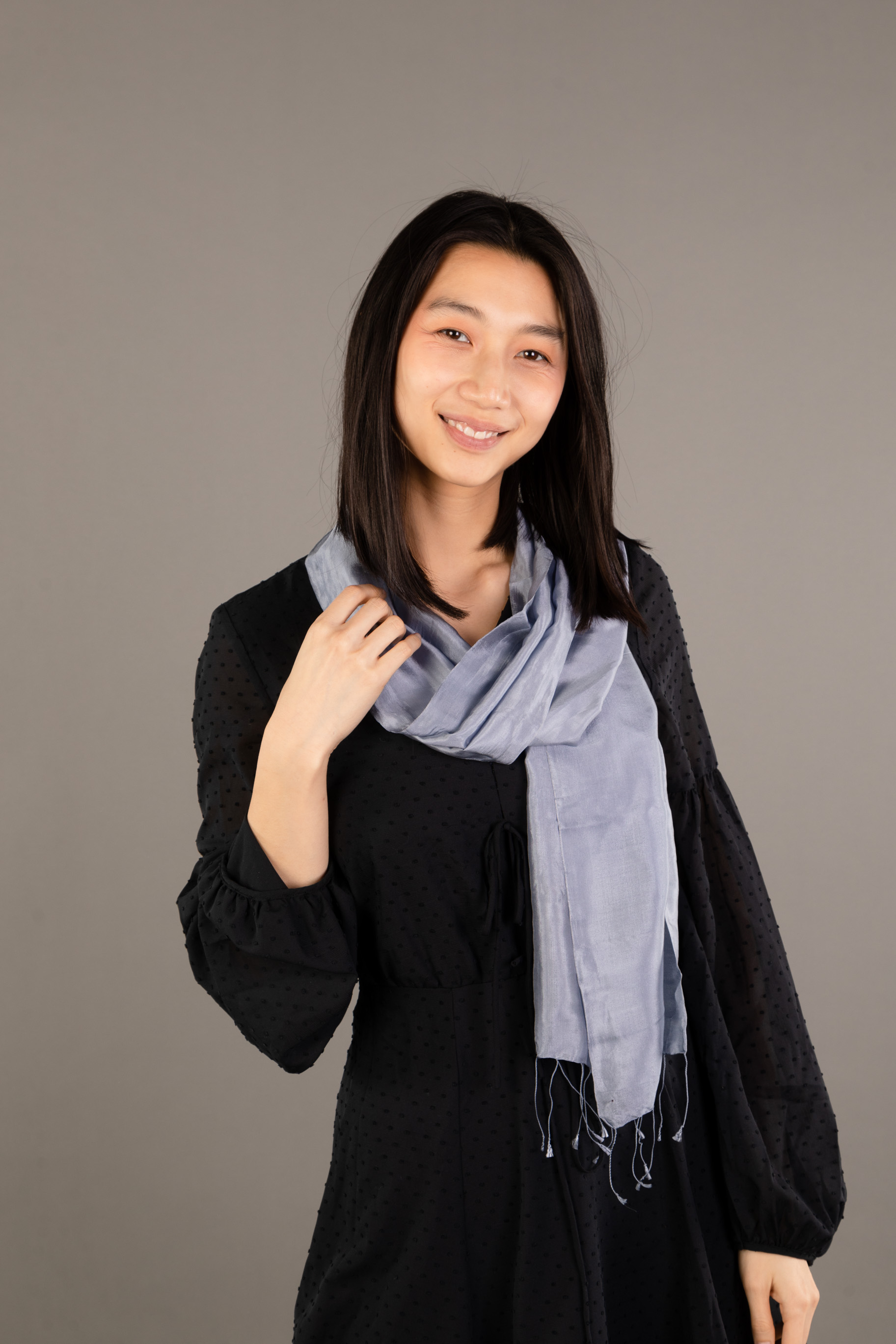 Le Krama Soyeux Gris Acier 3