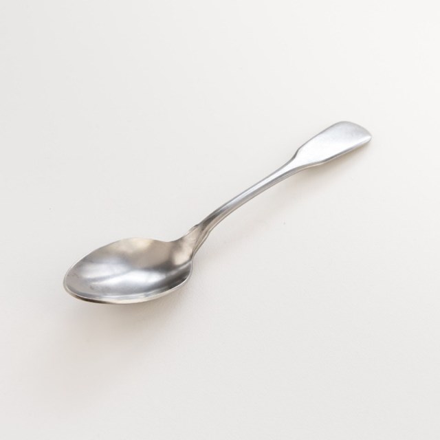Cuillère à soupe Argentry inox patiné, fabriquée en Italie