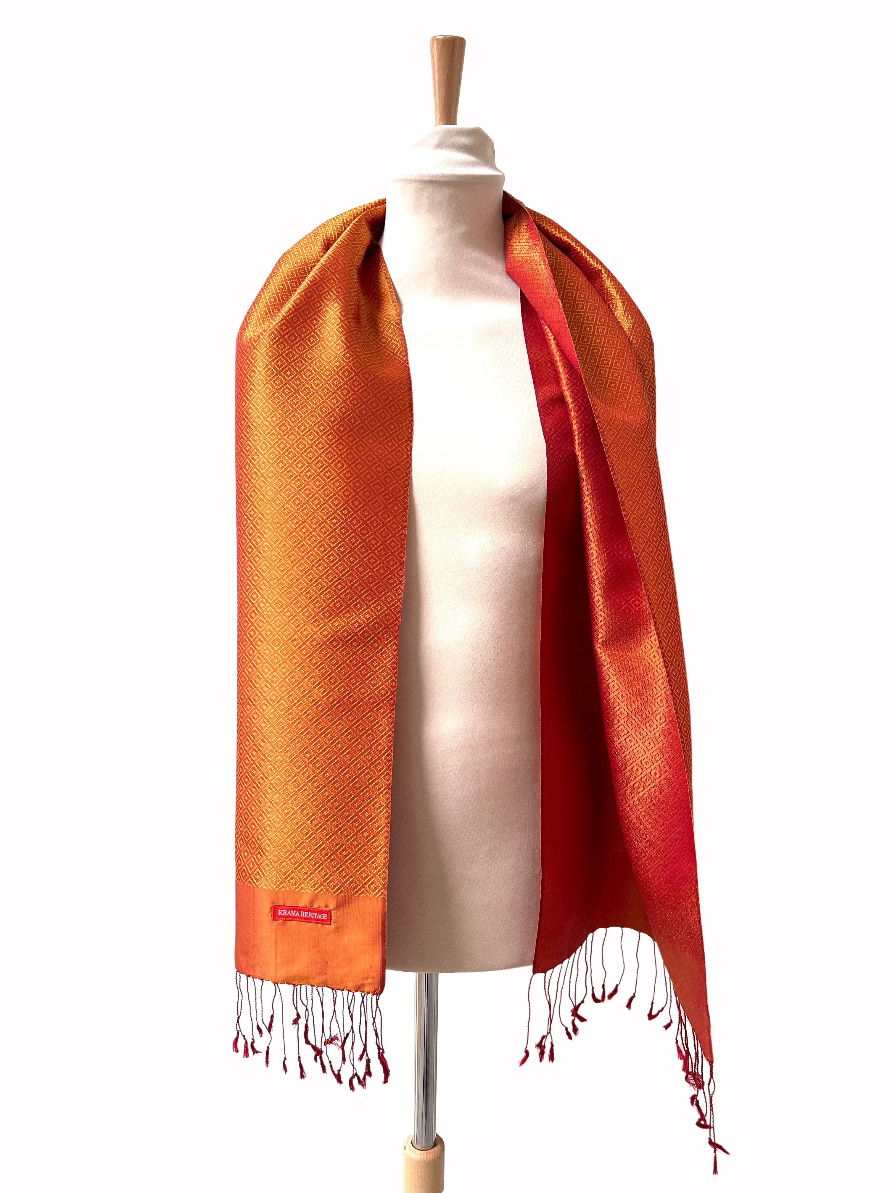 Le Krama en Soie Diamond Luxueux Orangé 5