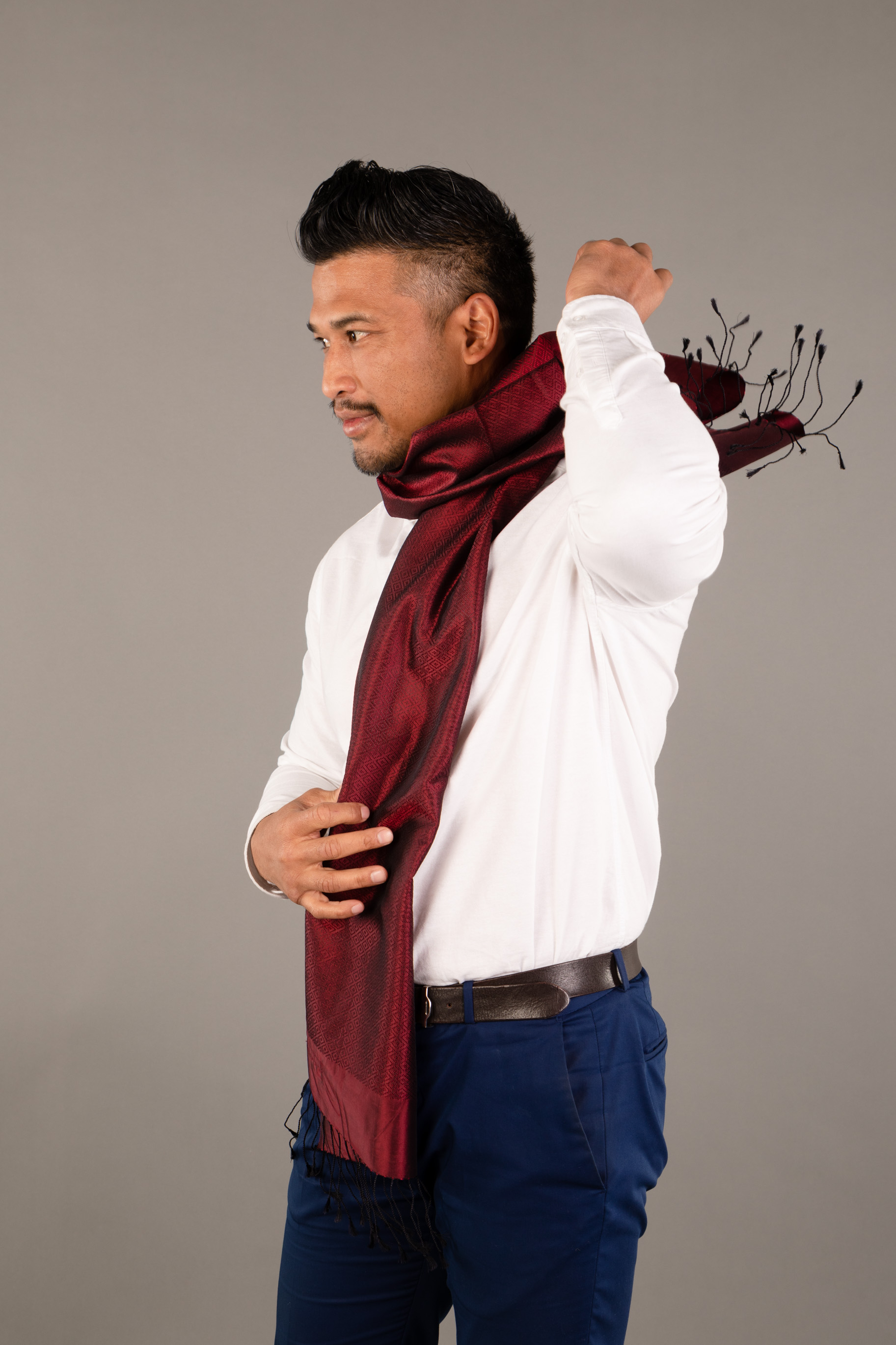 Le Krama en Soie Diamond Luxueux Pourpre 4