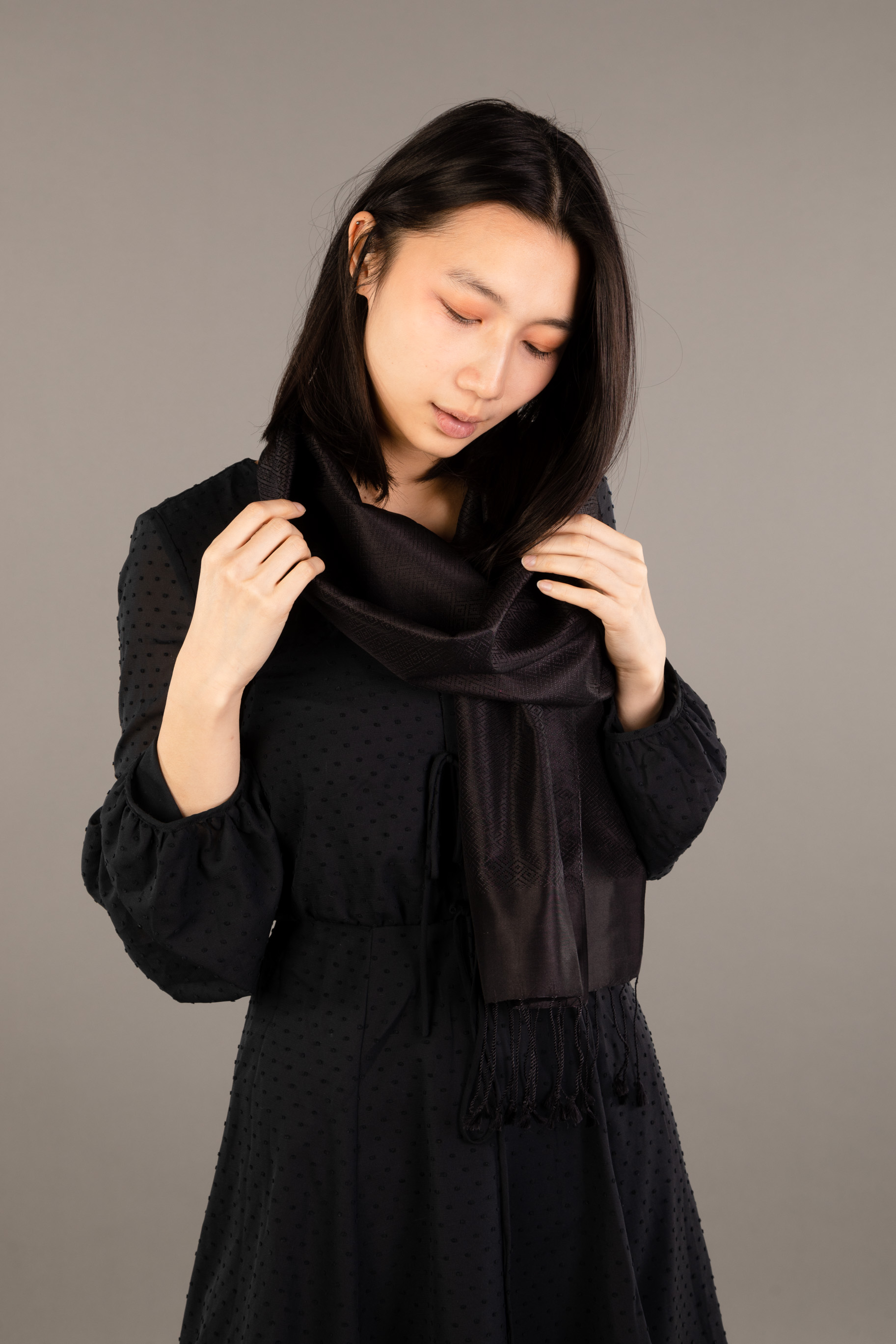 Le Krama en Soie Diamond Luxueux Agate Noire 4