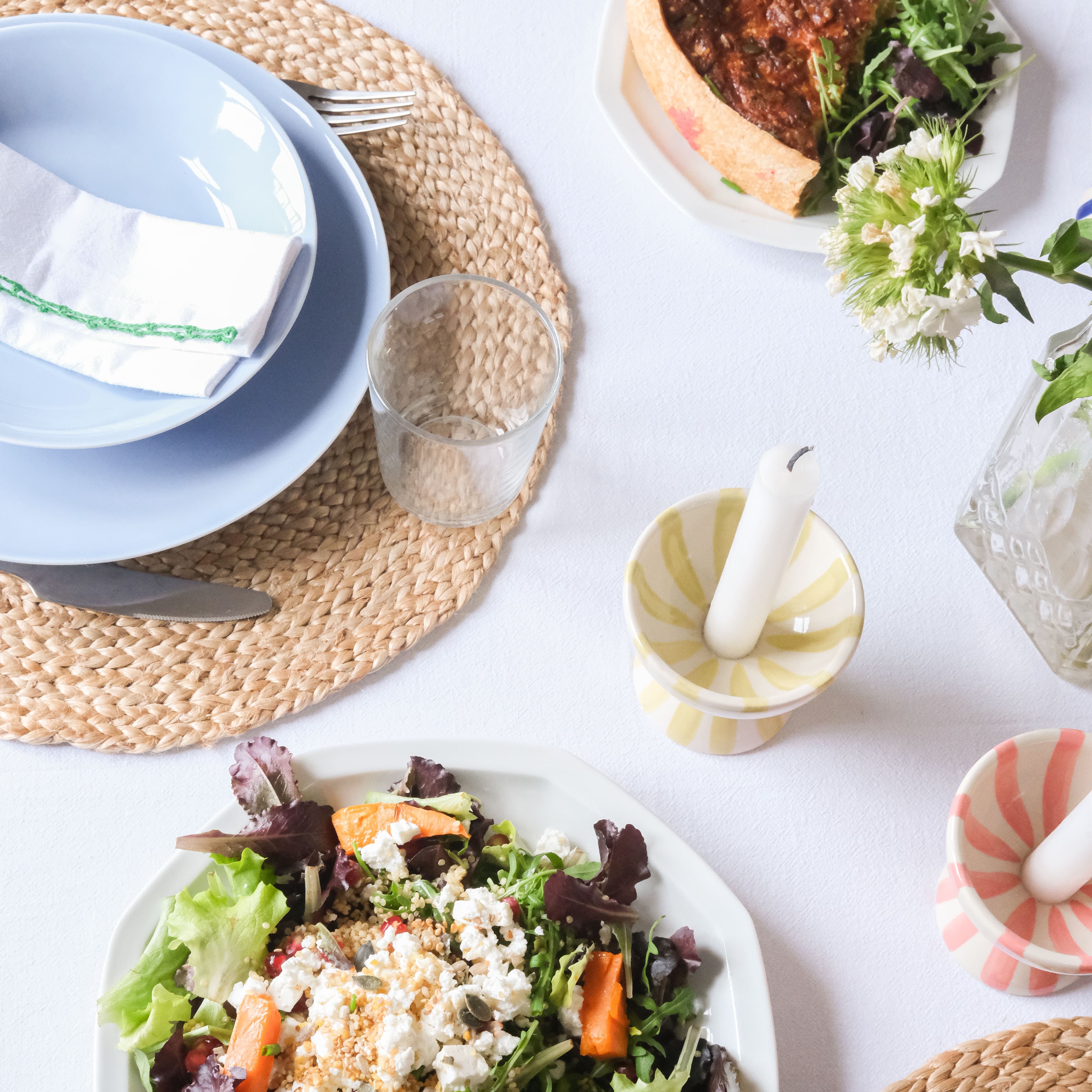 Assiette creuse ronde en porcelaine - Bleu clair 4