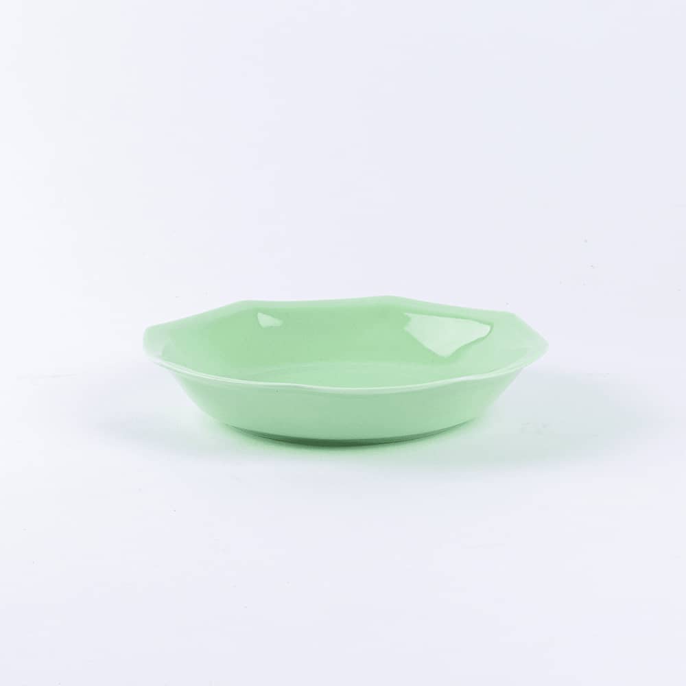 assiette creuse octogonale en porcelaine vert