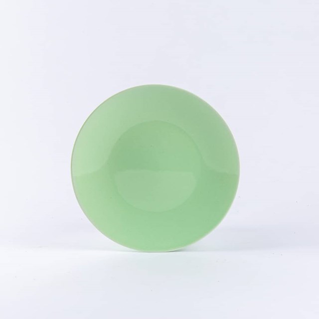 assiette à dessert ronde en porcelaine verte